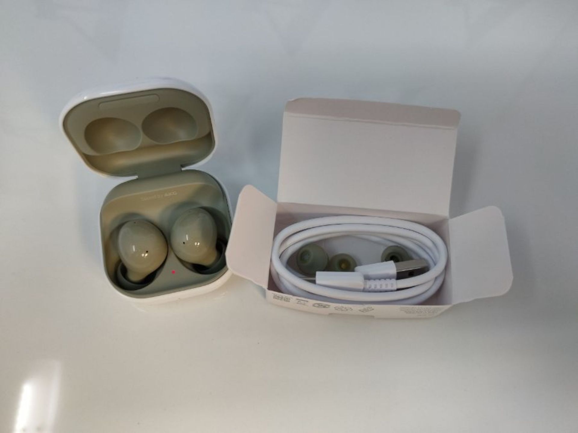 RRP £109.00 Samsung Galaxy Buds2 Bluetooth Earbuds, True Wireless, Noise Cancelling, Charging Case - Image 3 of 3