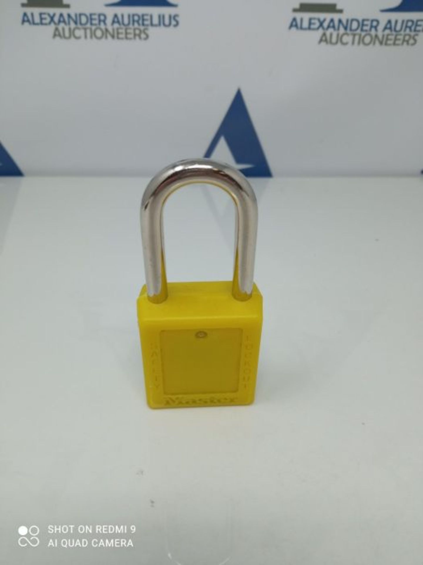 [INCOMPLETE] Master Lock ML410YLW Keyed Different Padlock, Yellow - Image 3 of 3