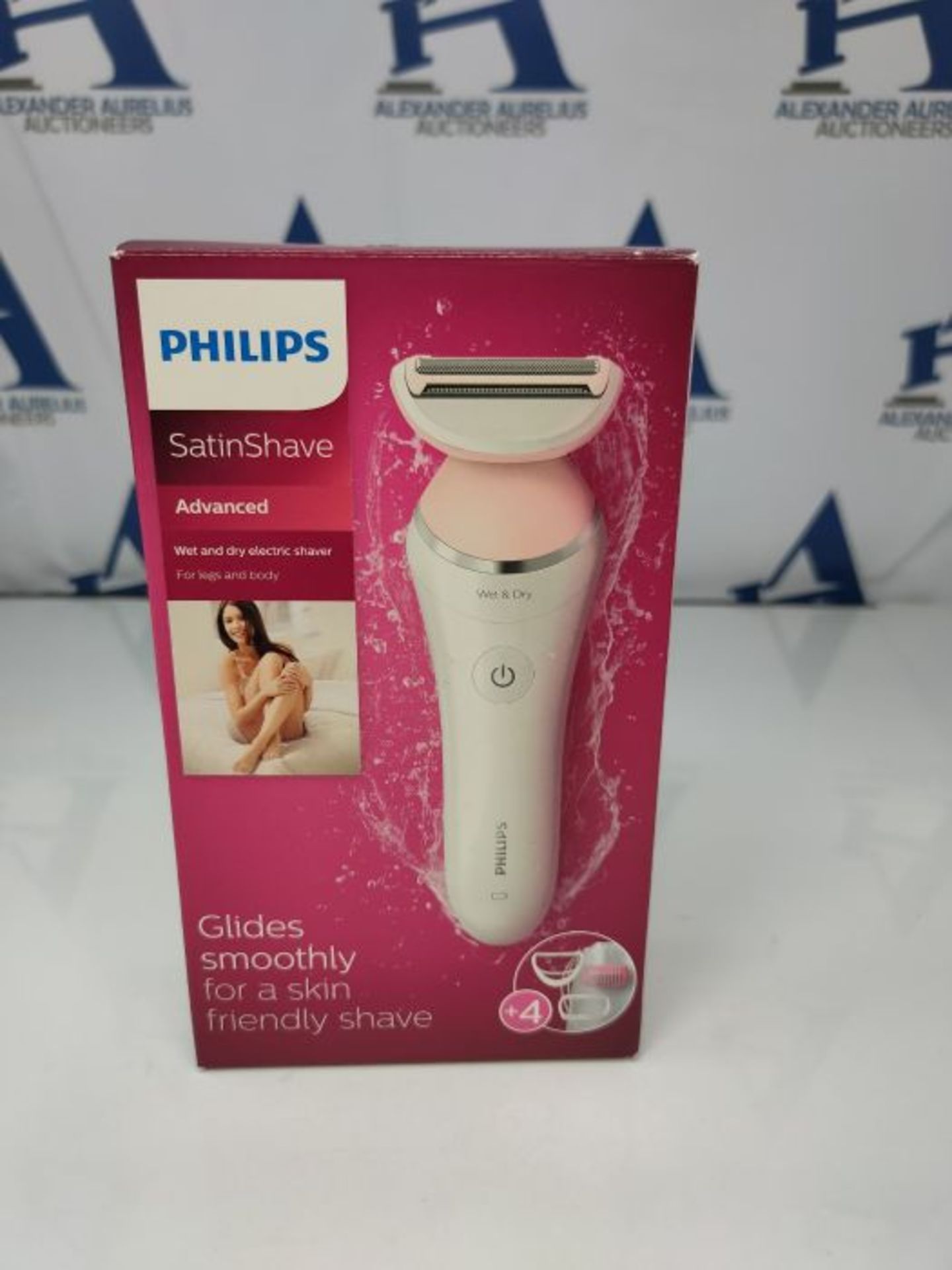 Philips SatinShave Advanced Wet and Dry Rechargeable Lady Shaver, Cordless Electric Ra - Image 2 of 3