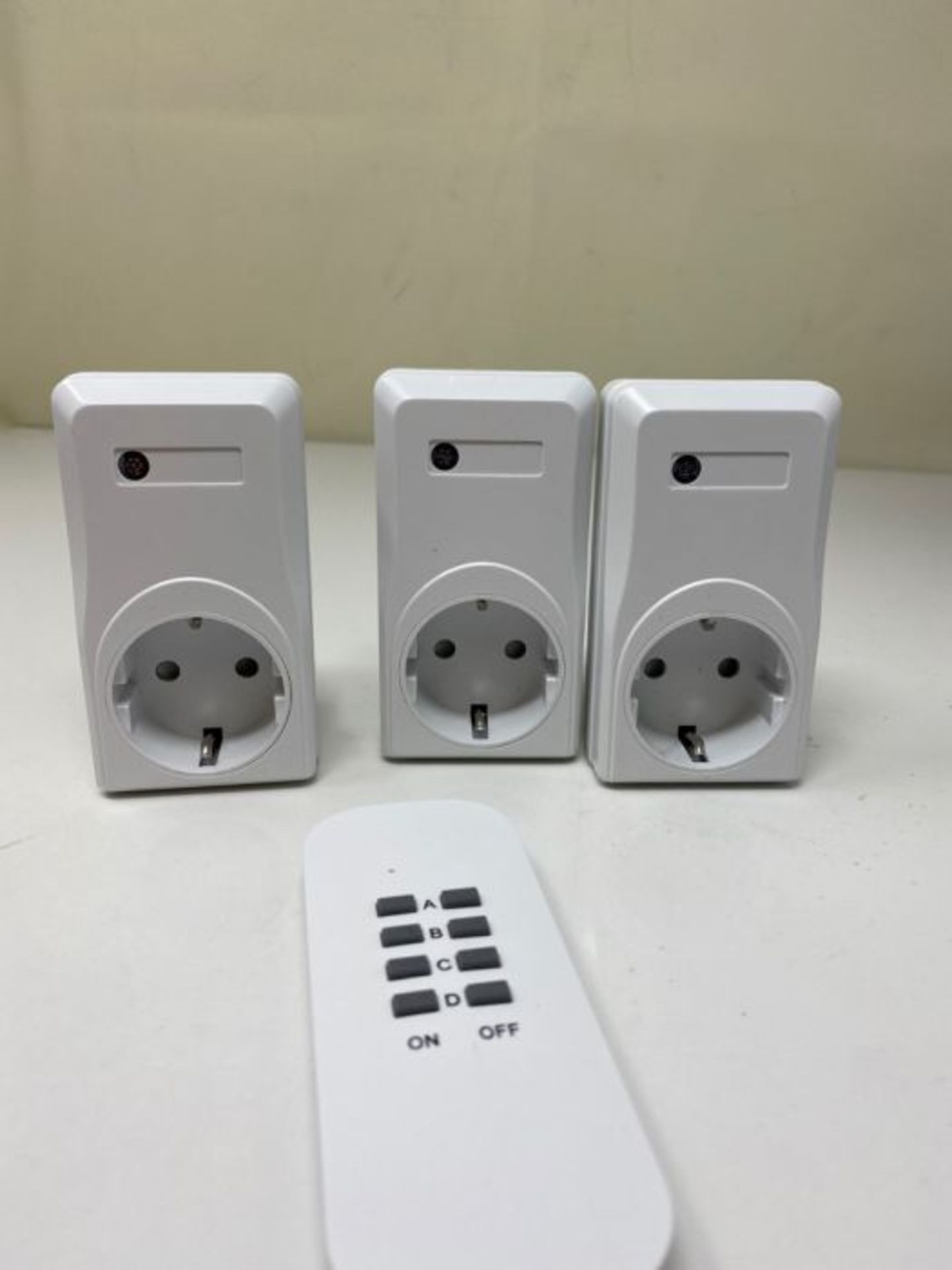 Unitec 48110 Wireless Remote Control Sockets Set - 3 Sockets with 1 Remote, White - Image 2 of 2