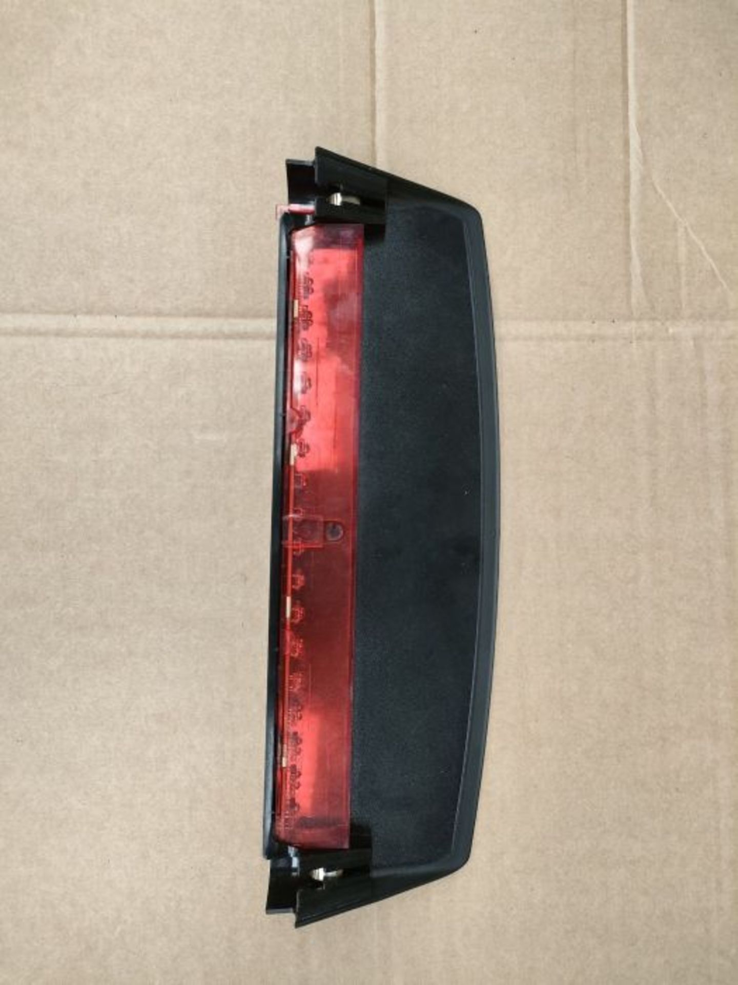Third Brake Light, Red Lens LED Central High Parking Light Replacement For A-udi A4 B8 - Image 2 of 2