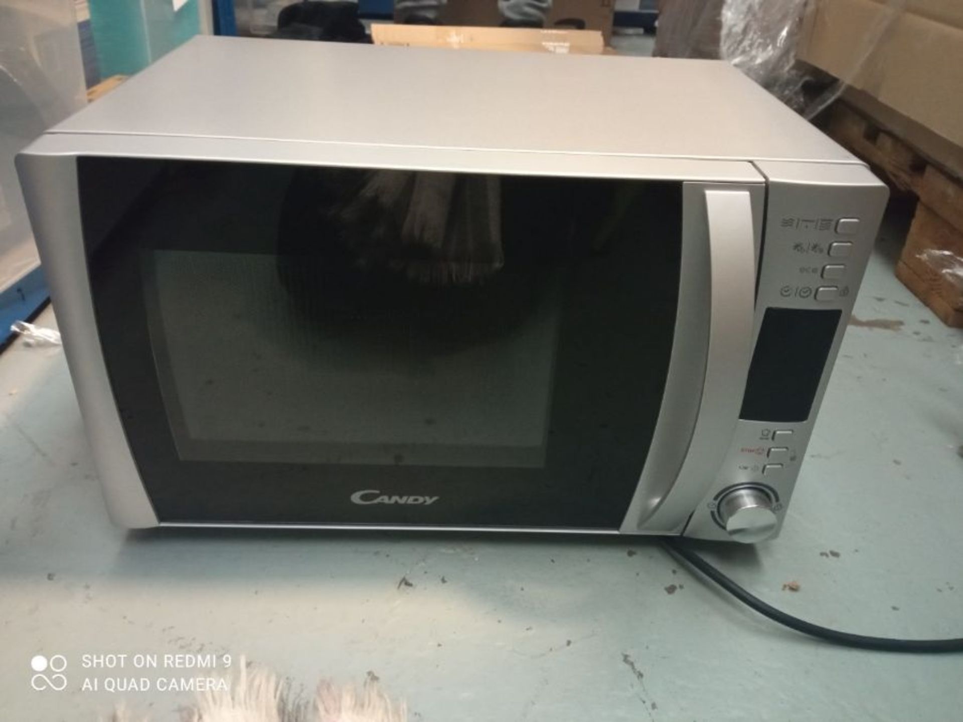 RRP £92.00 CANDY 22L 800W Digital Microwave + Grill Silver CMXG22DS - Image 2 of 3