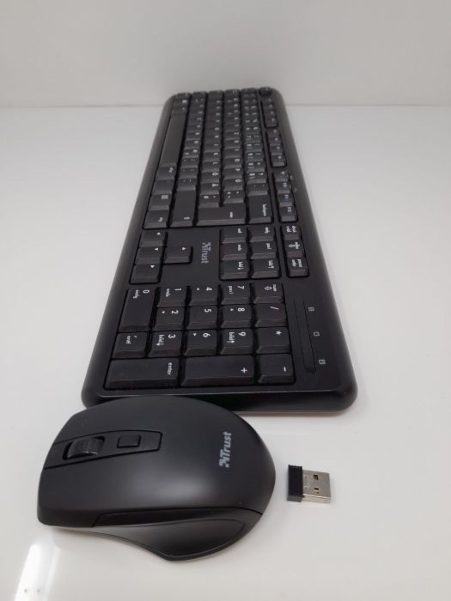 Trust 24080 Ymo wireless keyboard and mouse set - German QWERTZ layout, quiet keys and - Image 3 of 3