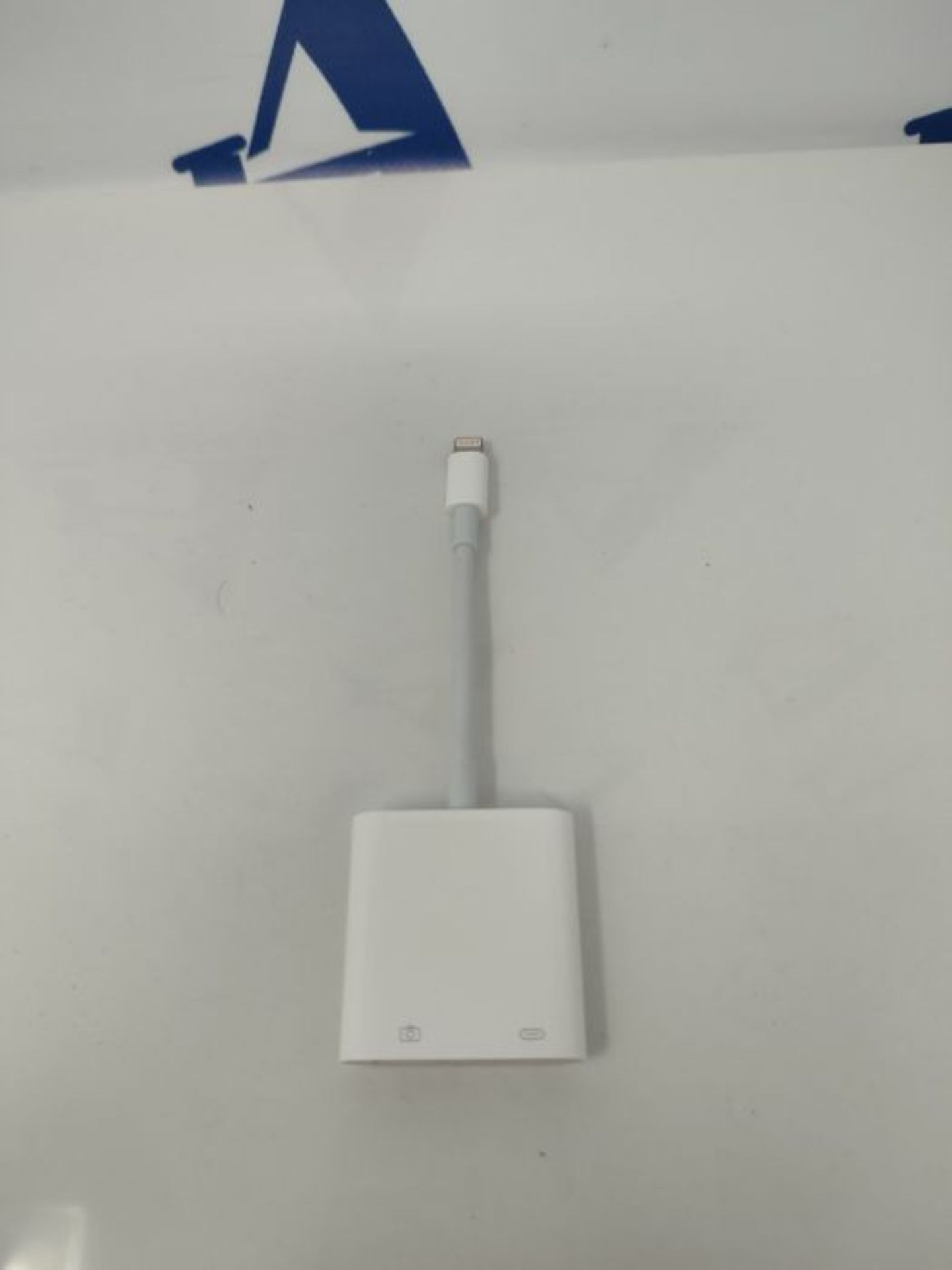 Apple Lightning to USB 3 Camera Adapter - Image 2 of 2