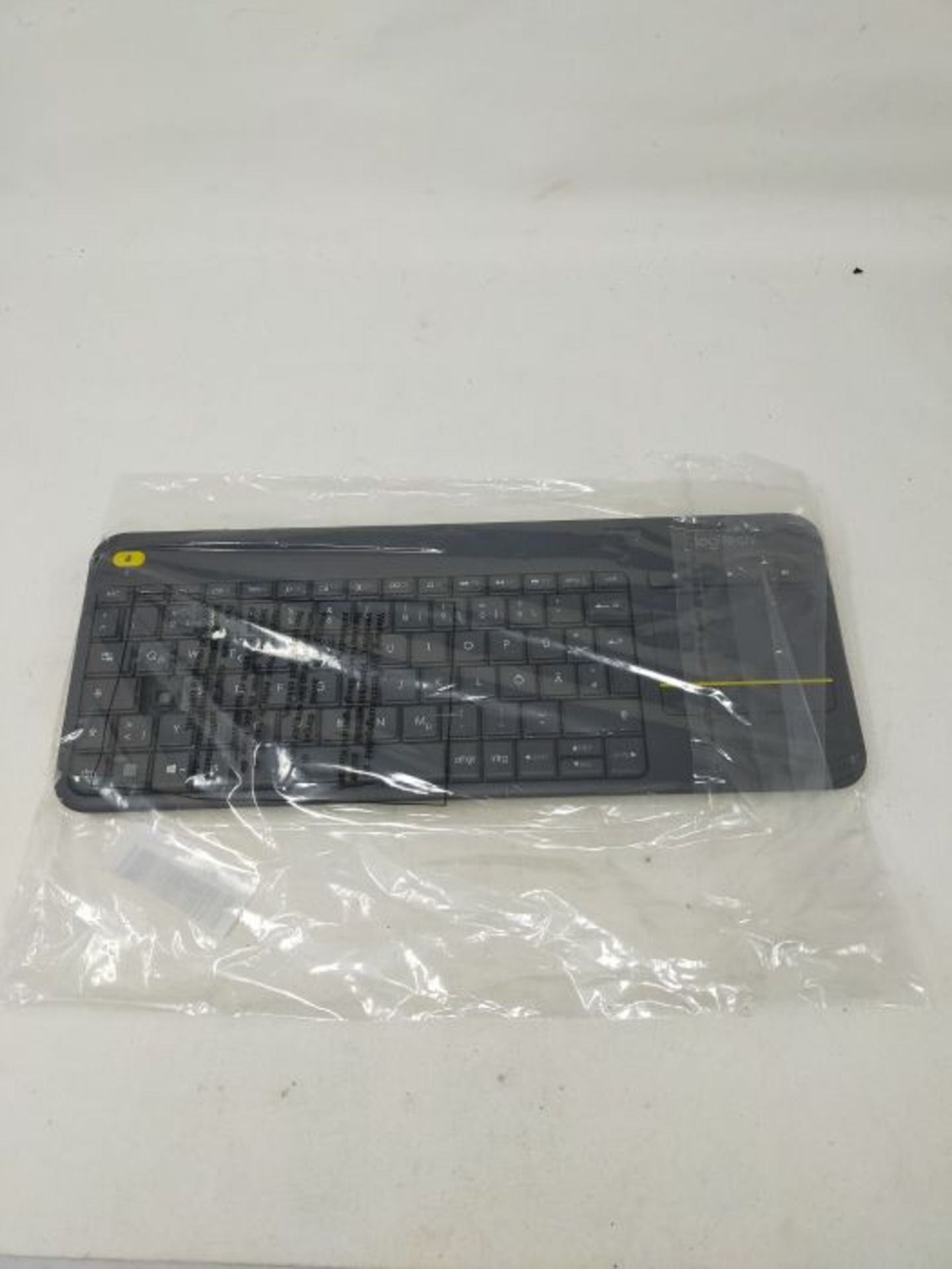 [INCOMPLETE] Logitech K400 Plus Kabellose Touch-TV-Tastatur mit integriertem Touchpad, - Image 2 of 3