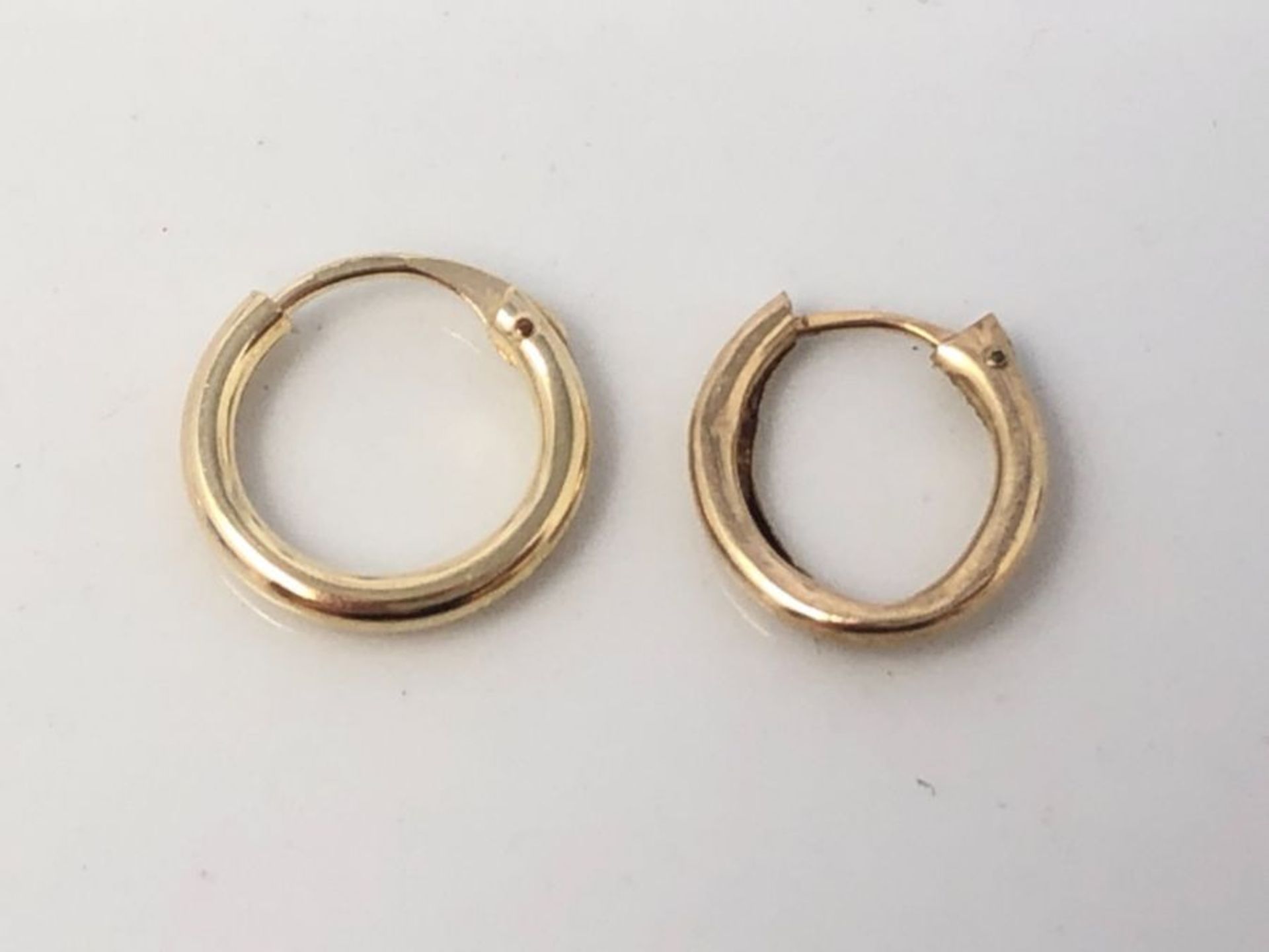 9ct Yellow Gold Hoop 10x1.5 mm Earrings - Image 2 of 2