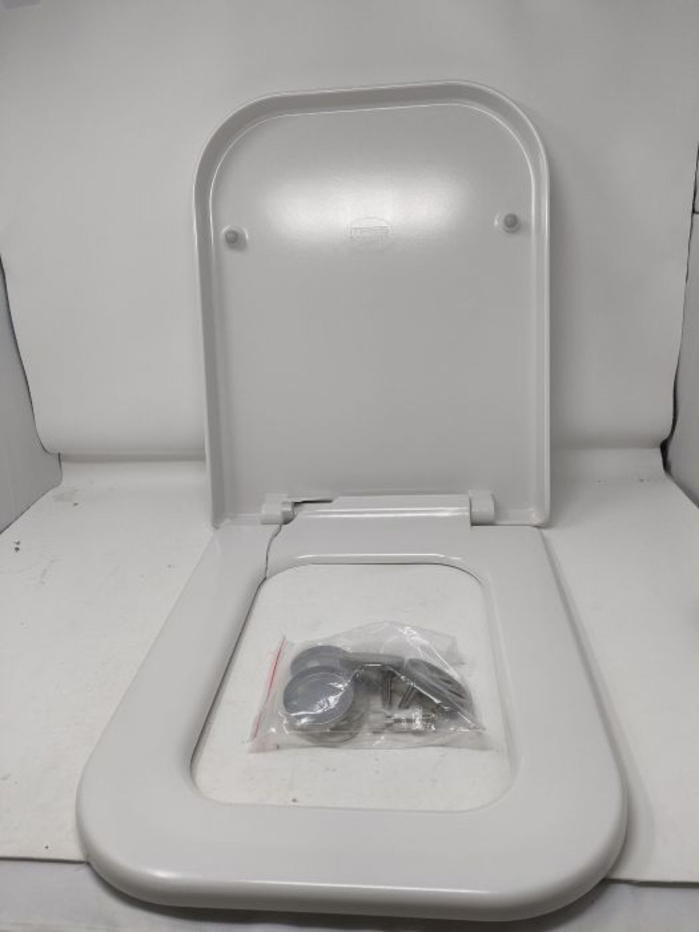 [CRACKED] MASS DYNAMIC Square Toilet Seat, Soft Close Toilet Seat White with Quick Rel - Image 3 of 3