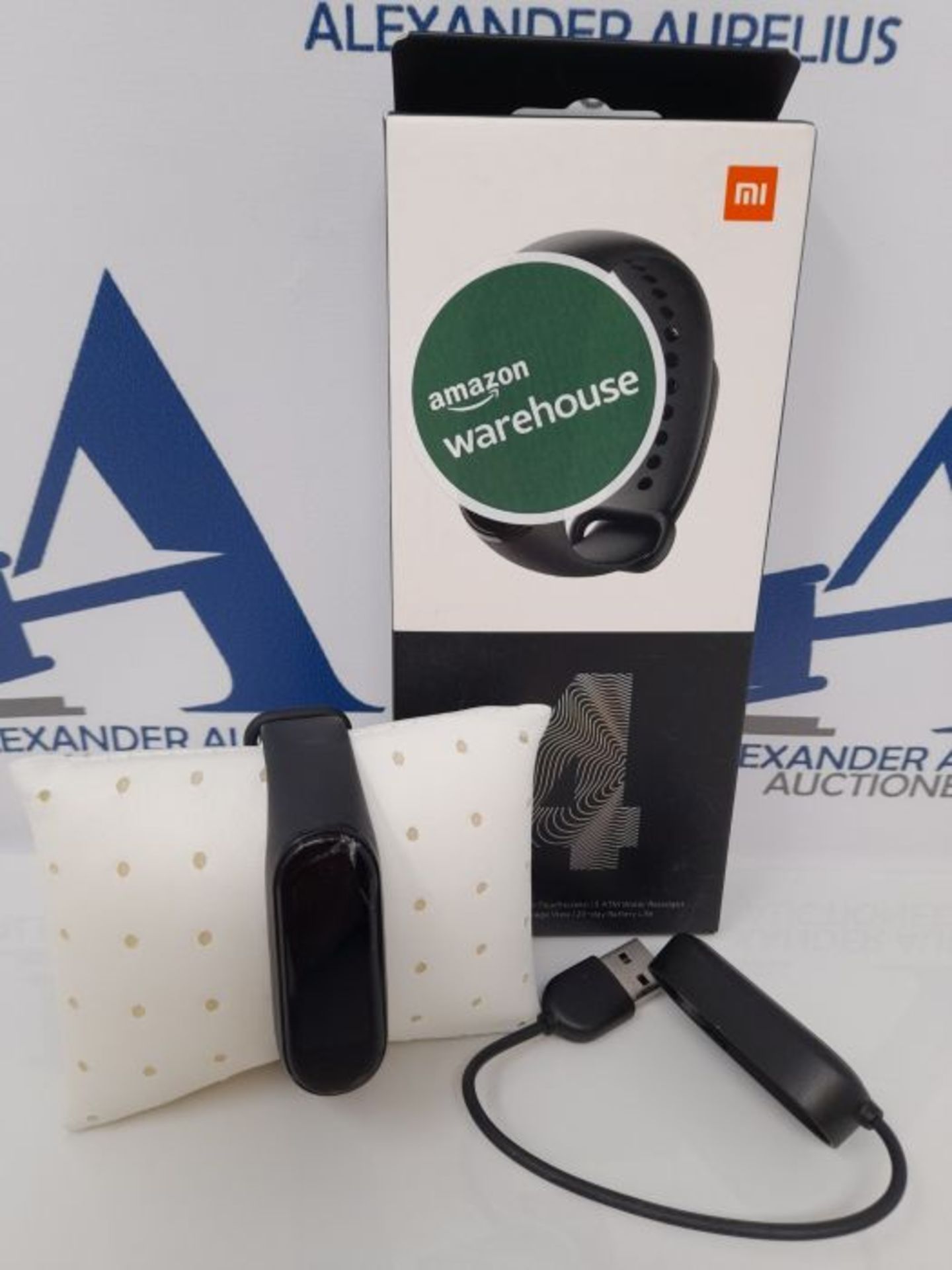 [CRACKED] Xiaomi MI Smart Band 4, Schermo 0.95" AMOLED, Touchscreen, con Monitoraggi e - Image 2 of 3