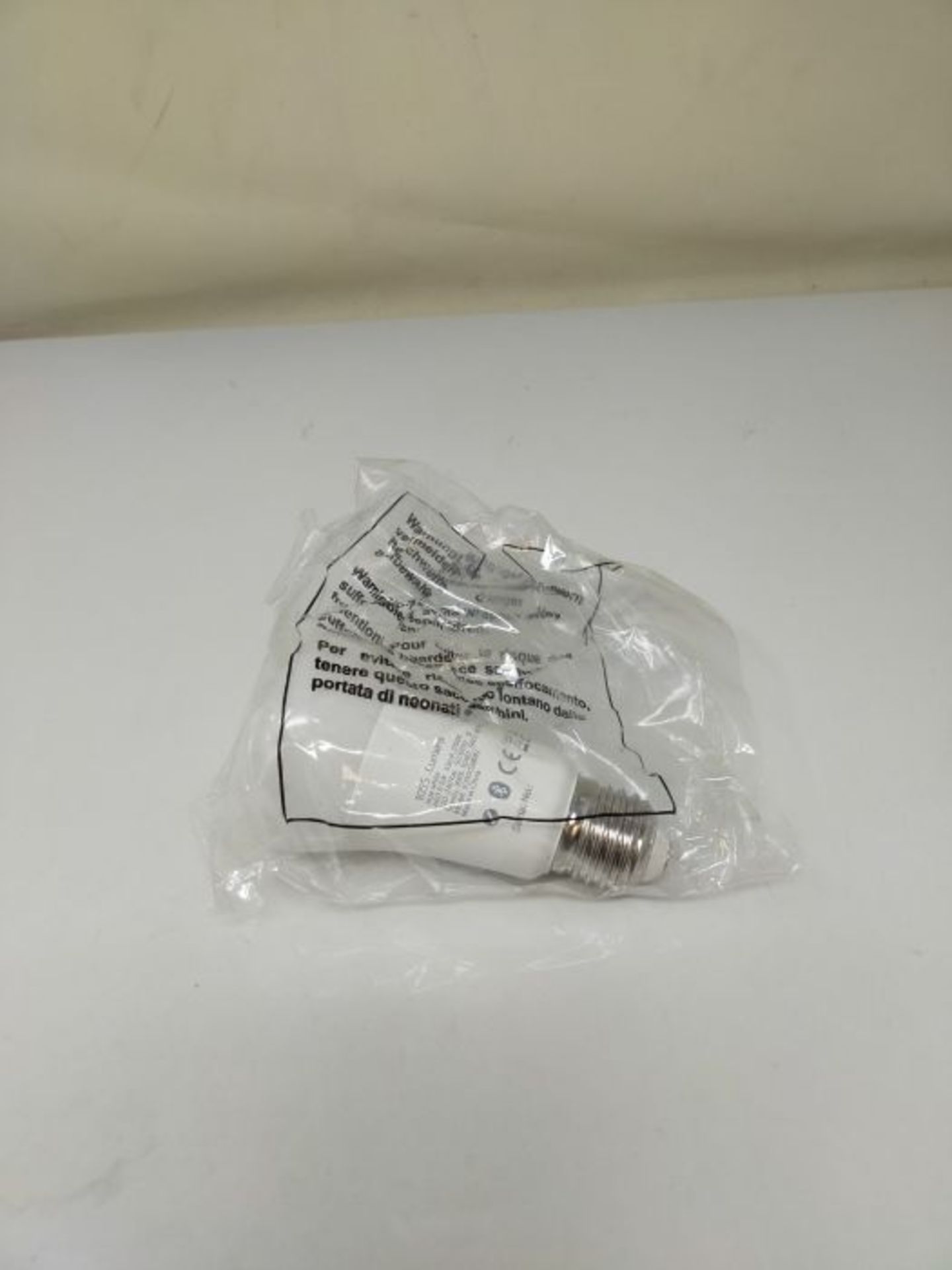 Philips Hue NEW White Smart Light Bulb 75W - 1100 Lumen [E27 Edison Screw] With Blueto - Image 2 of 3