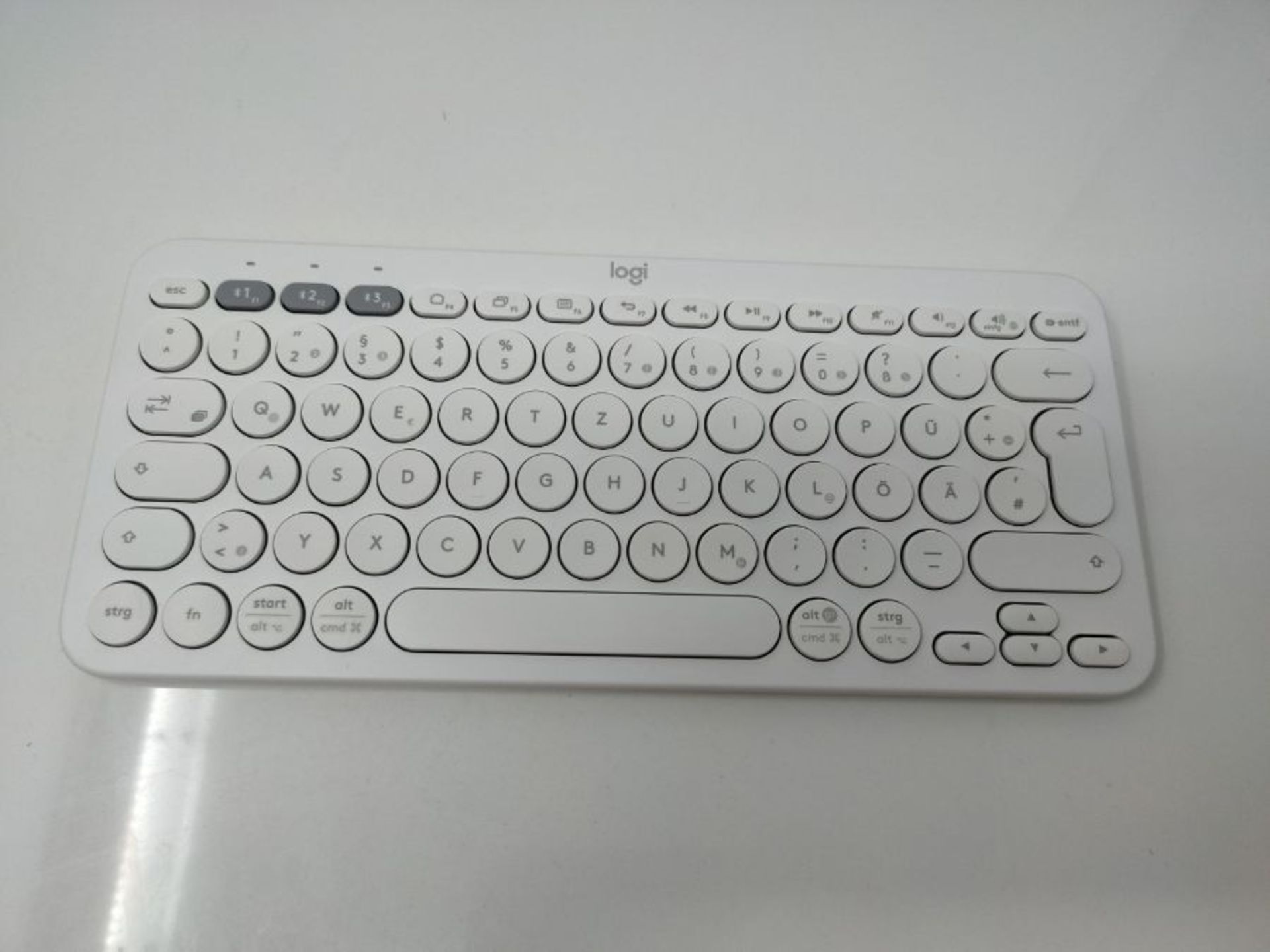 Logitech K380 kabellose Multi-Device Bluetooth-Tastatur mit Easy-Switch für bis zu 3 - Image 3 of 3
