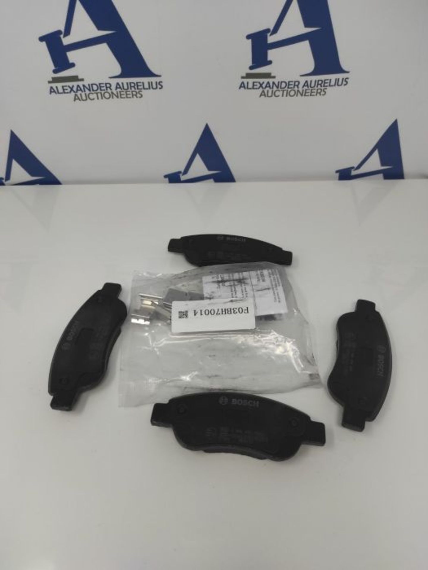 Bosch BP975 Brake Pads - Front Axle - ECE-R90 Certified - 1 Set of 4 Pads - Image 3 of 3