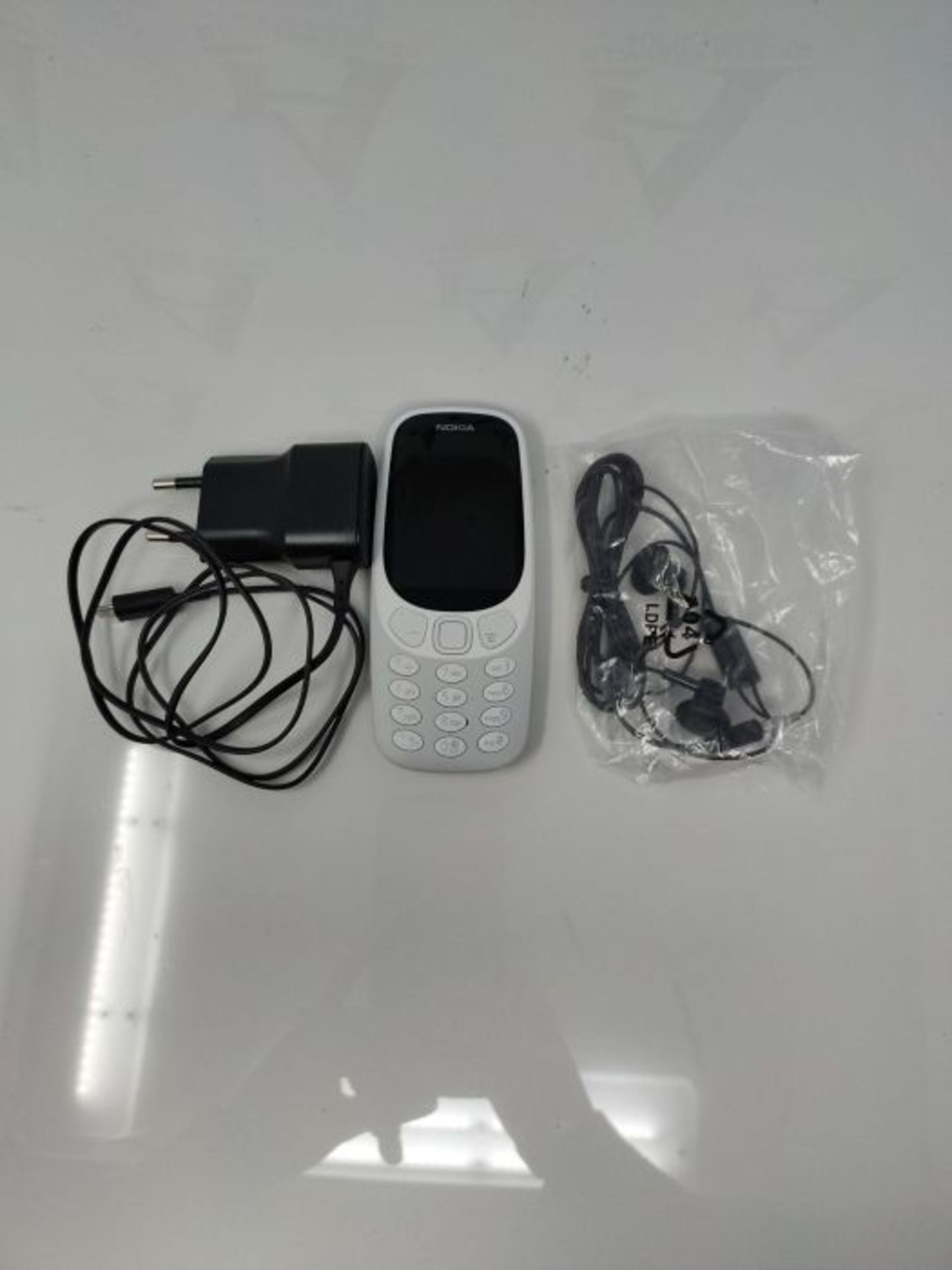 RRP £55.00 Nokia 3310 2G Mobiltelefon (2,4 Zoll Farbdisplay, 2MP Kamera, Bluetooth, Radio, MP3 Pl - Image 2 of 2