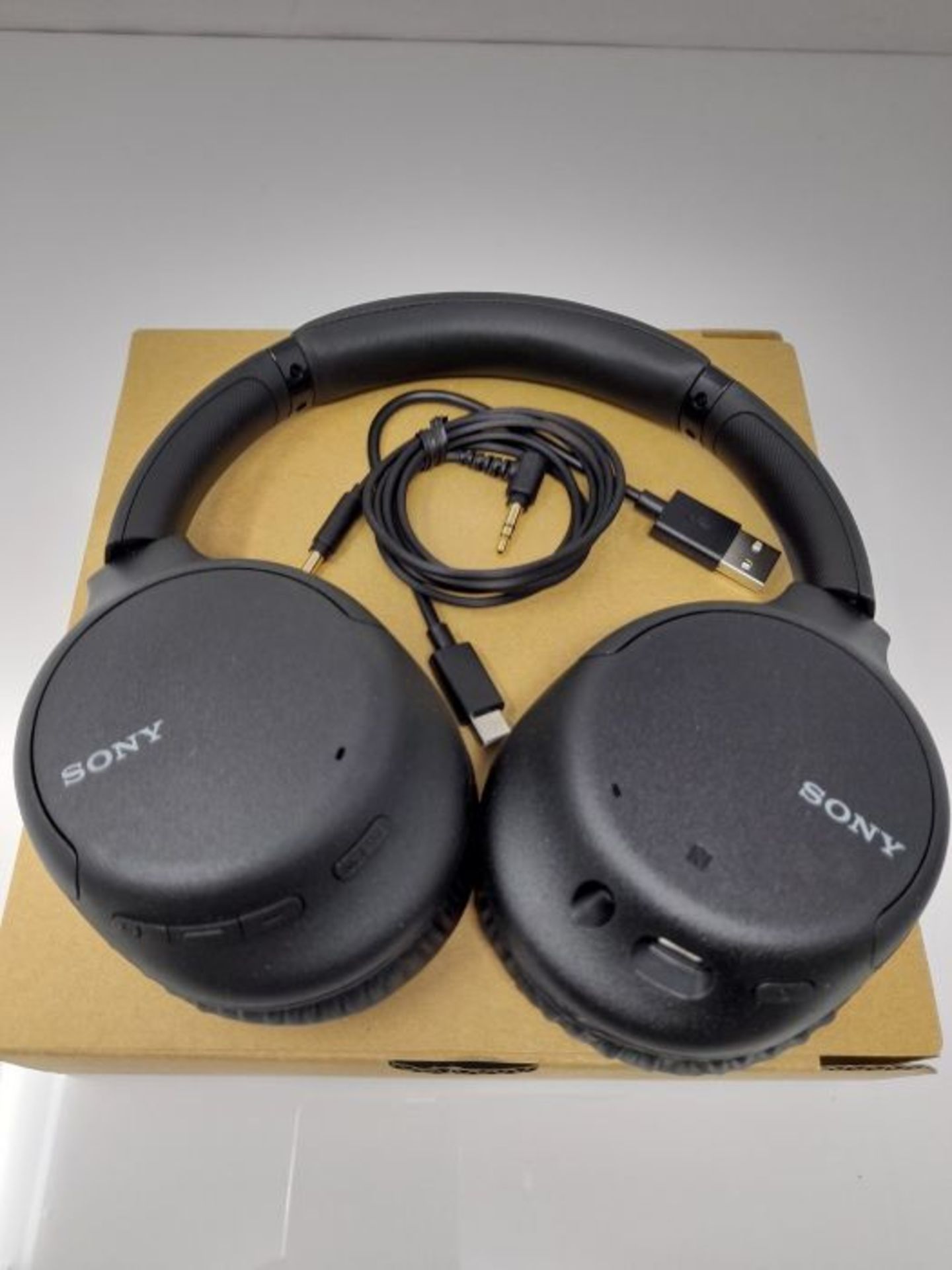 RRP £94.00 Sony WH-CH710N kabellose Bluetooth Noise Cancelling Kopfhörer (bis zu 35 Stunden Akku - Image 2 of 3
