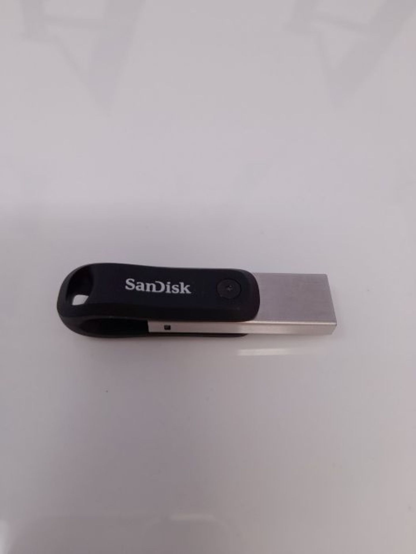 RRP £51.00 SanDisk 128GB iXpand USB Flash Drive Go for your iPhone and iPad - Image 3 of 3
