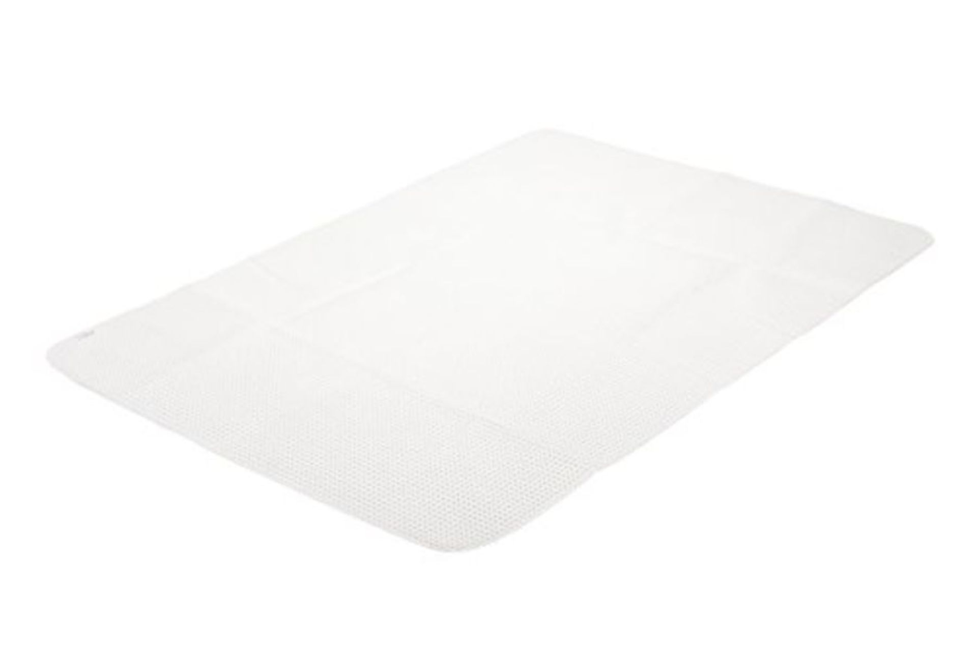 TAURO TAU22150 Mattress Protector with Grip 140 x 200 CM Breathable and Non-Slip