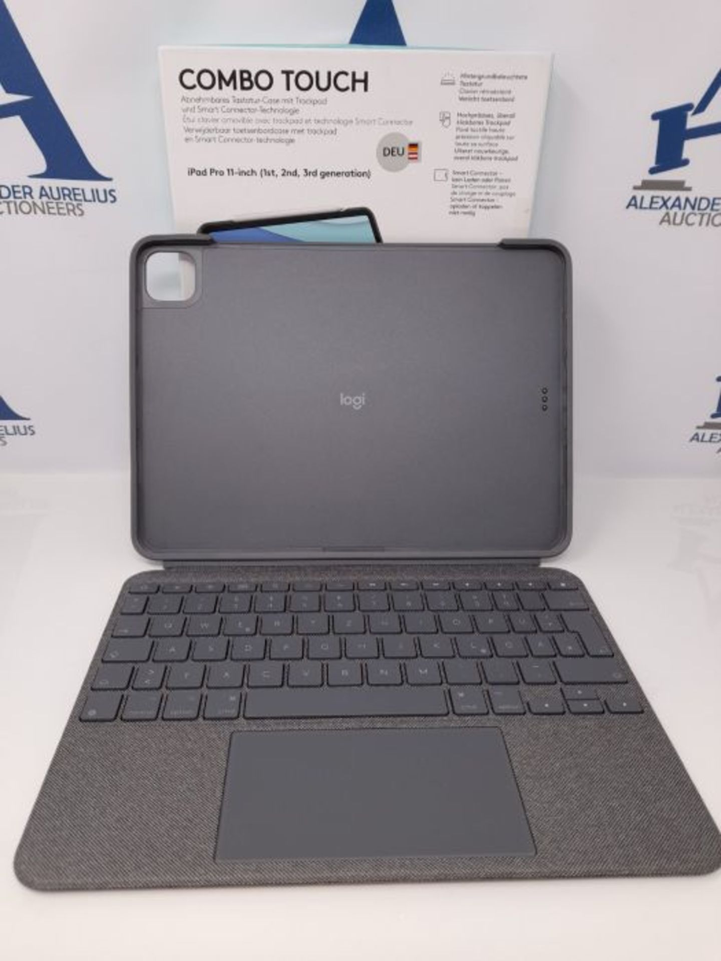 RRP £145.00 Logitech Combo Touch Tastatur-Case f·r iPad Pro 11 Zoll (1., 2. und 3. Generation) De - Image 2 of 3
