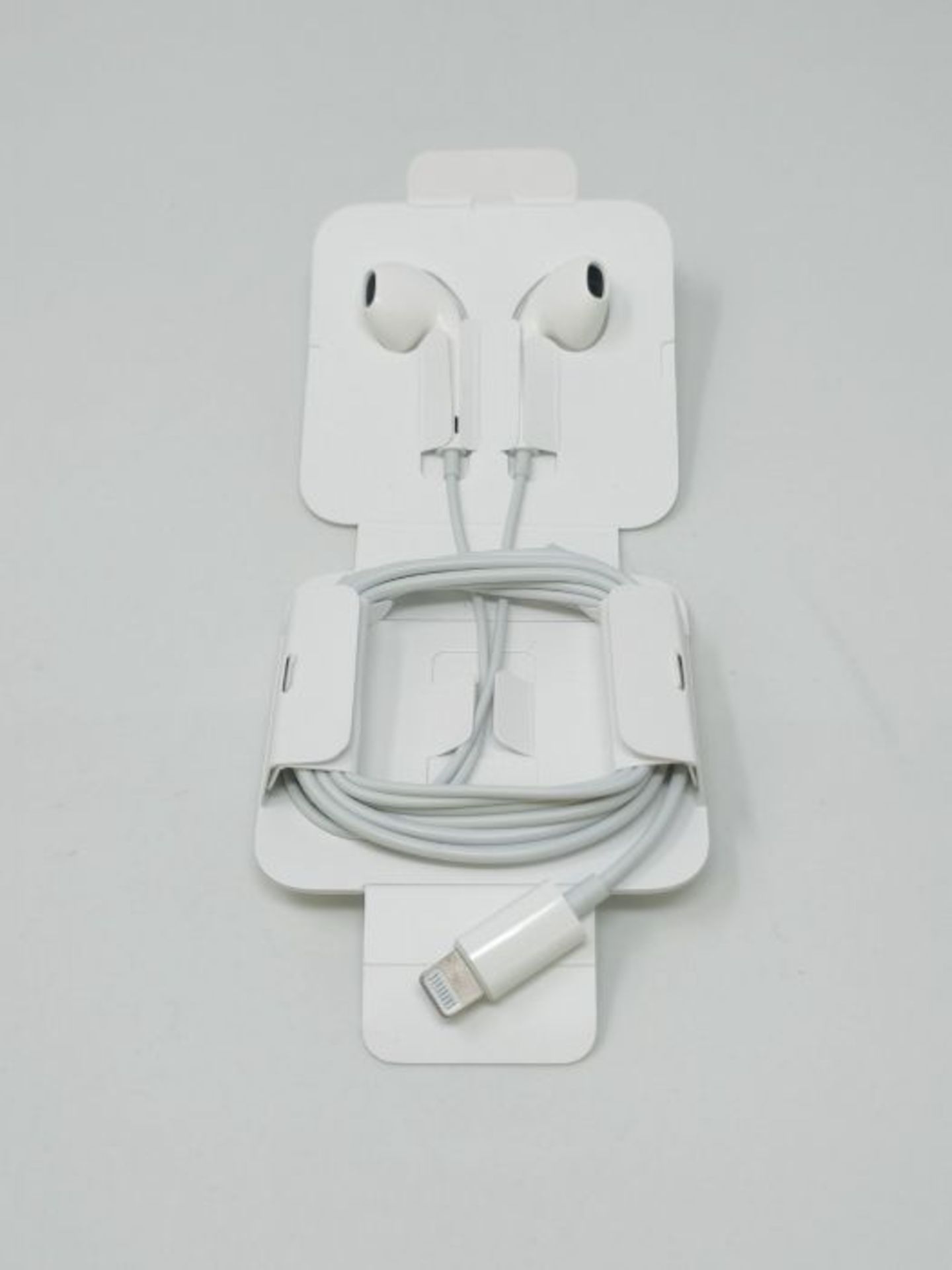 Apple EarPods with Lightning Connector - White - Image 3 of 3