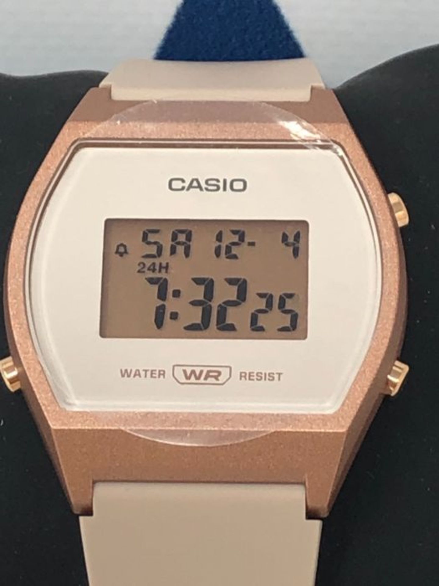Casio Women's Digital Quartz Watch with Plastic Strap LW-204-4AEF - Image 3 of 3