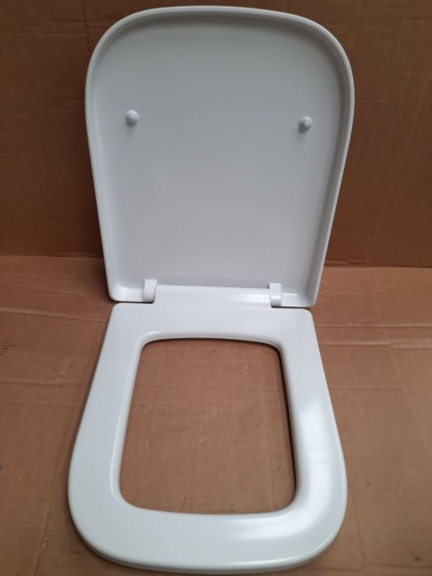 Euroshowers 87370 V20 ONE Rounded Square Shaped Soft Close Toilet Seat, White, 356mm x - Image 3 of 3