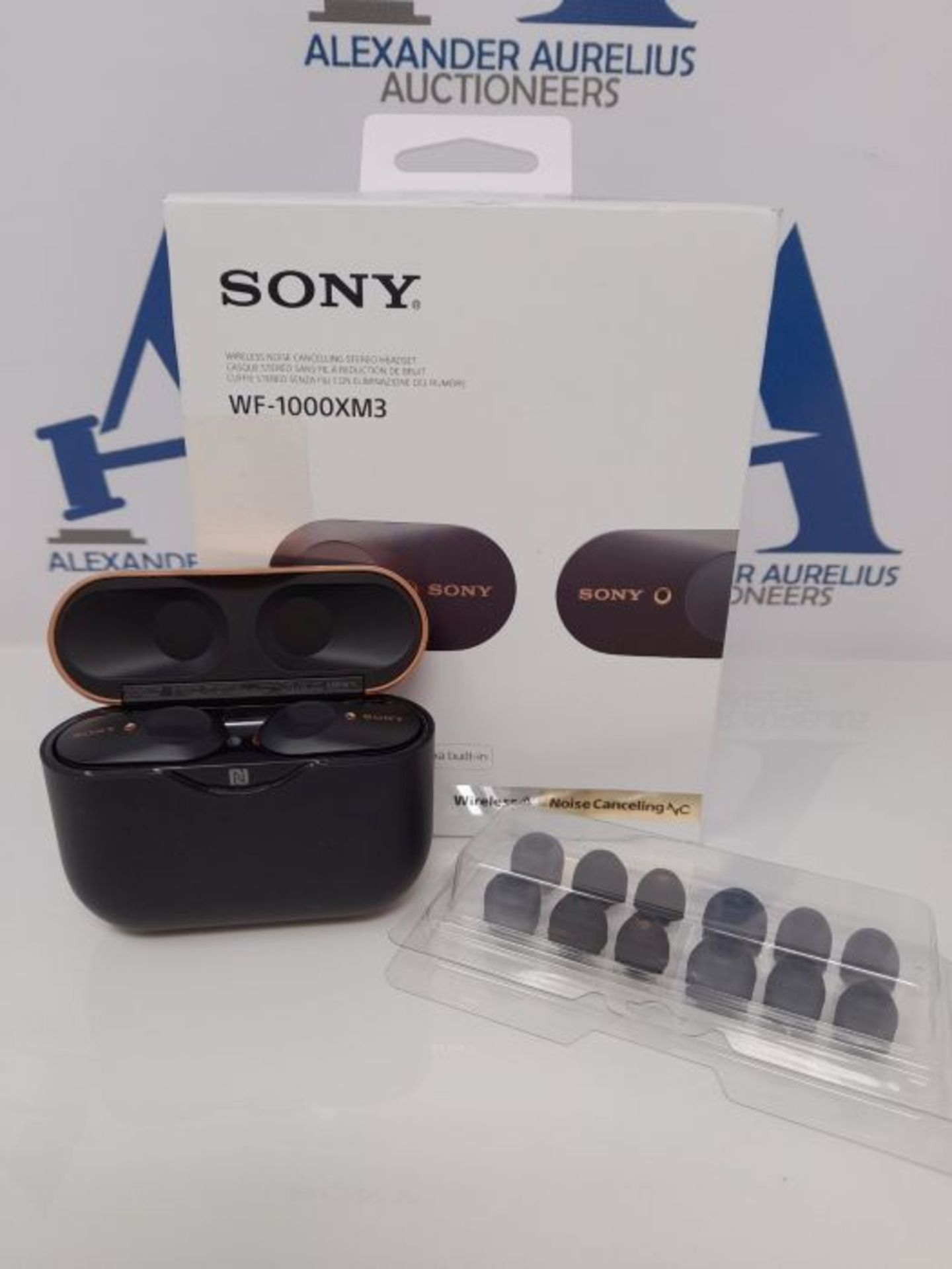 RRP £158.00 Sony WF-1000XM3 Truly Wireless Noise Cancelling Headphones with Mic, up to 32H battery - Image 2 of 3