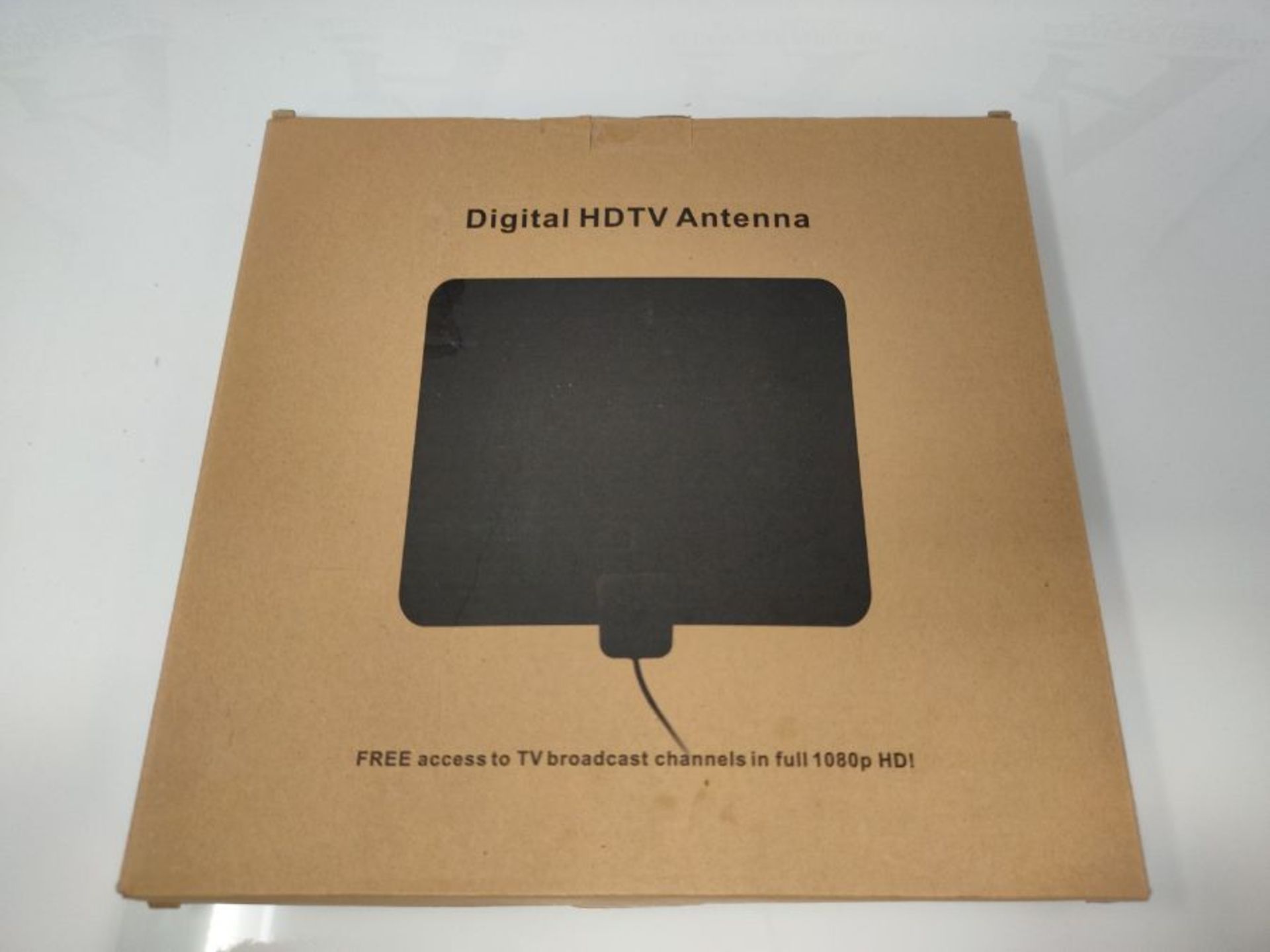 2022 Upgrade Freeview Indoor TV Aerial,420KM Range Digital HDTV Aerial with Amplifier - Image 2 of 3