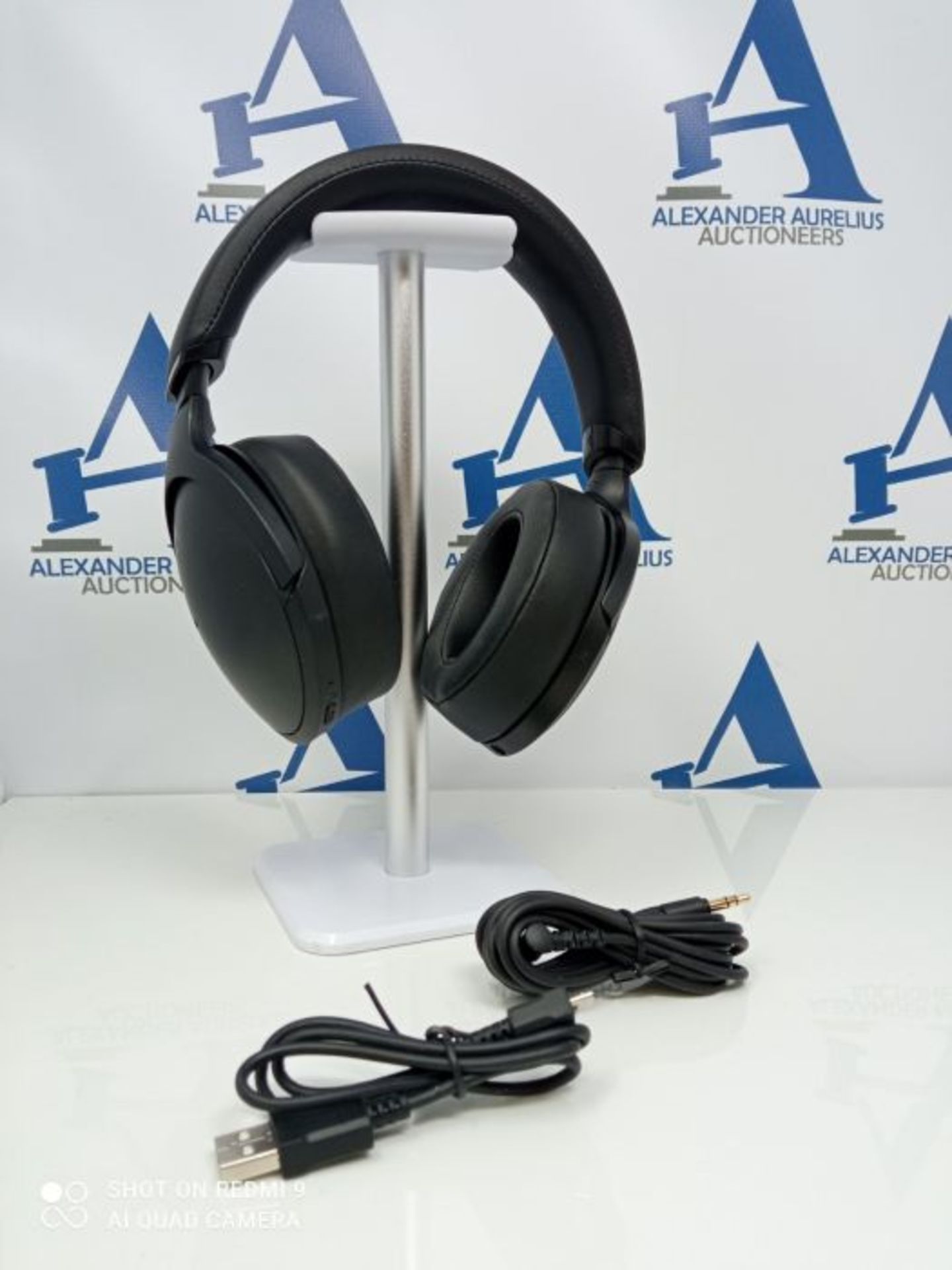 RRP £134.00 Panasonic RP-HD305BE-K Premium High Resolution Wireless Bluetooth Headphones with Micr - Image 3 of 3