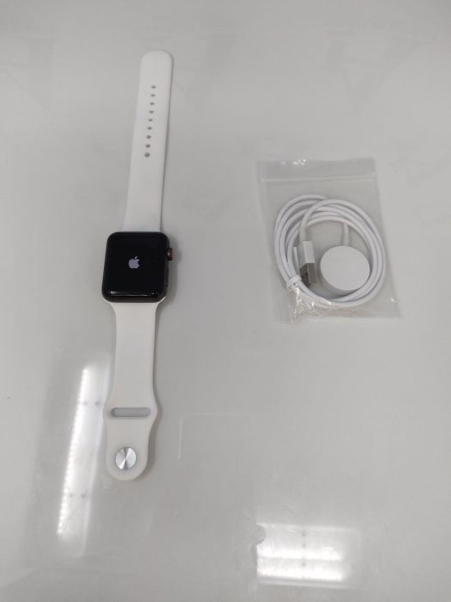 RRP £208.00 Apple Watch Series 3 (GPS, 42mm) - Silver Aluminum Case with White Sport Band - Image 2 of 2