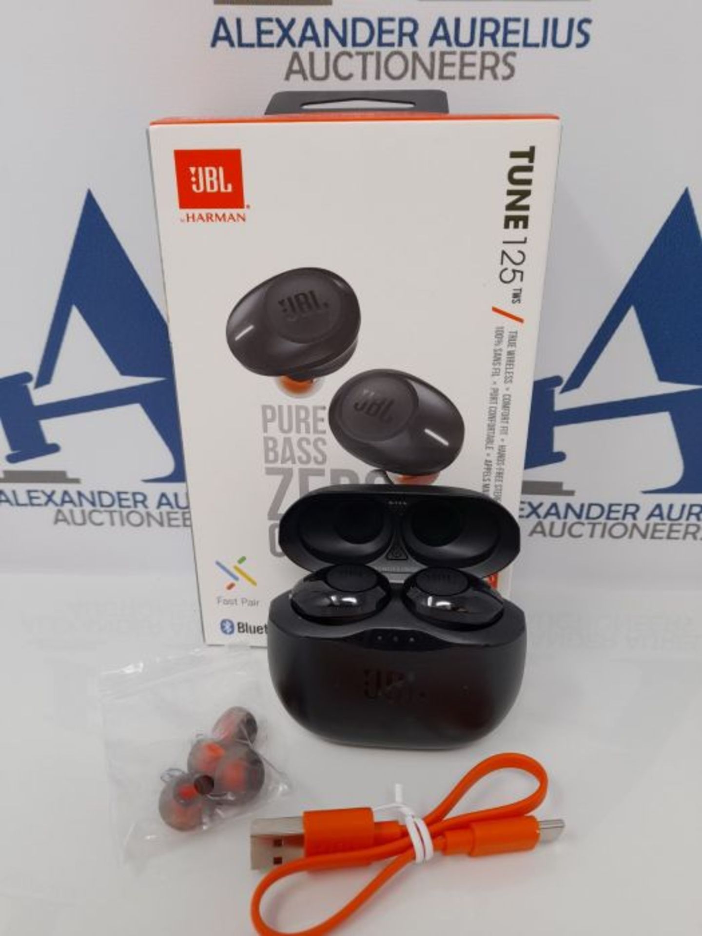 RRP £84.00 JBL Tune 125 Tws in-Ear Earphones - True Wireless Bluetooth Headphones with Powerful B - Image 2 of 3