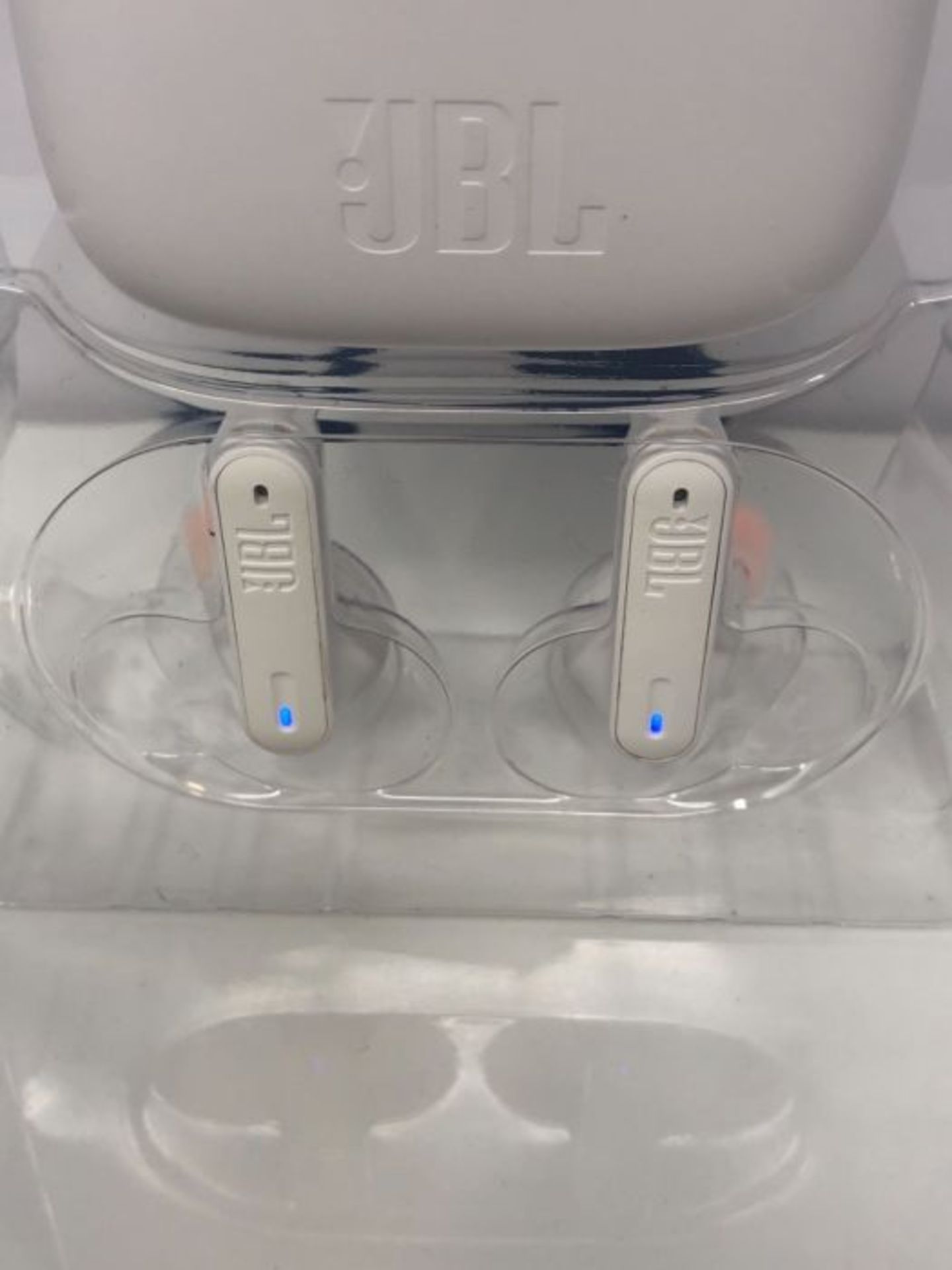 RRP £75.00 JBL Tune 230 NC TWS â¬  Wasserfeste, True-Wireless In-Ear-KopfhÃ¶rer mit Noise- - Image 3 of 3