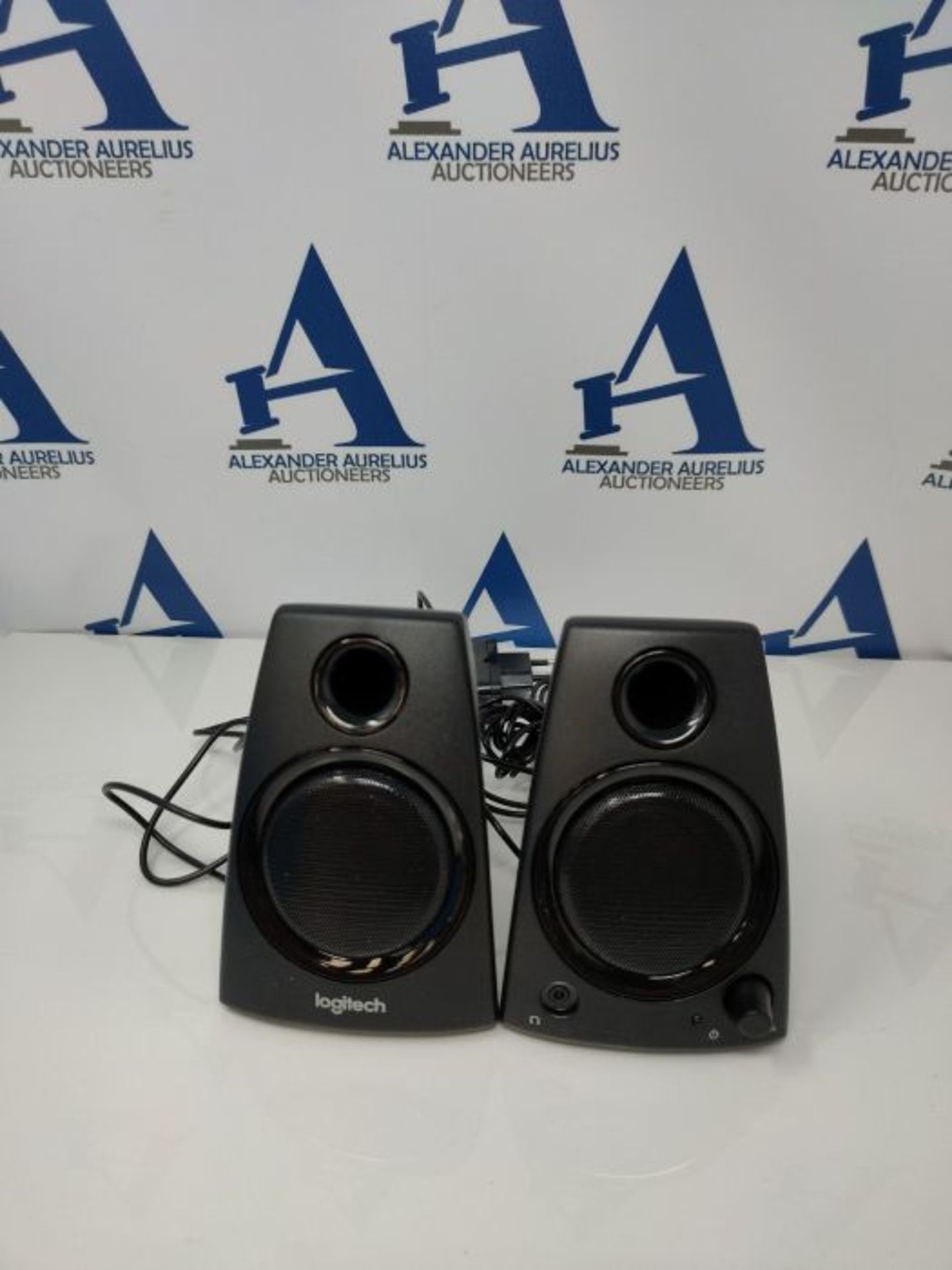 Logitech Z130 PC Speakers, Full Stereo Sound, Strong Bass, 10 Watts Peak Power, 3.5mm - Image 3 of 3