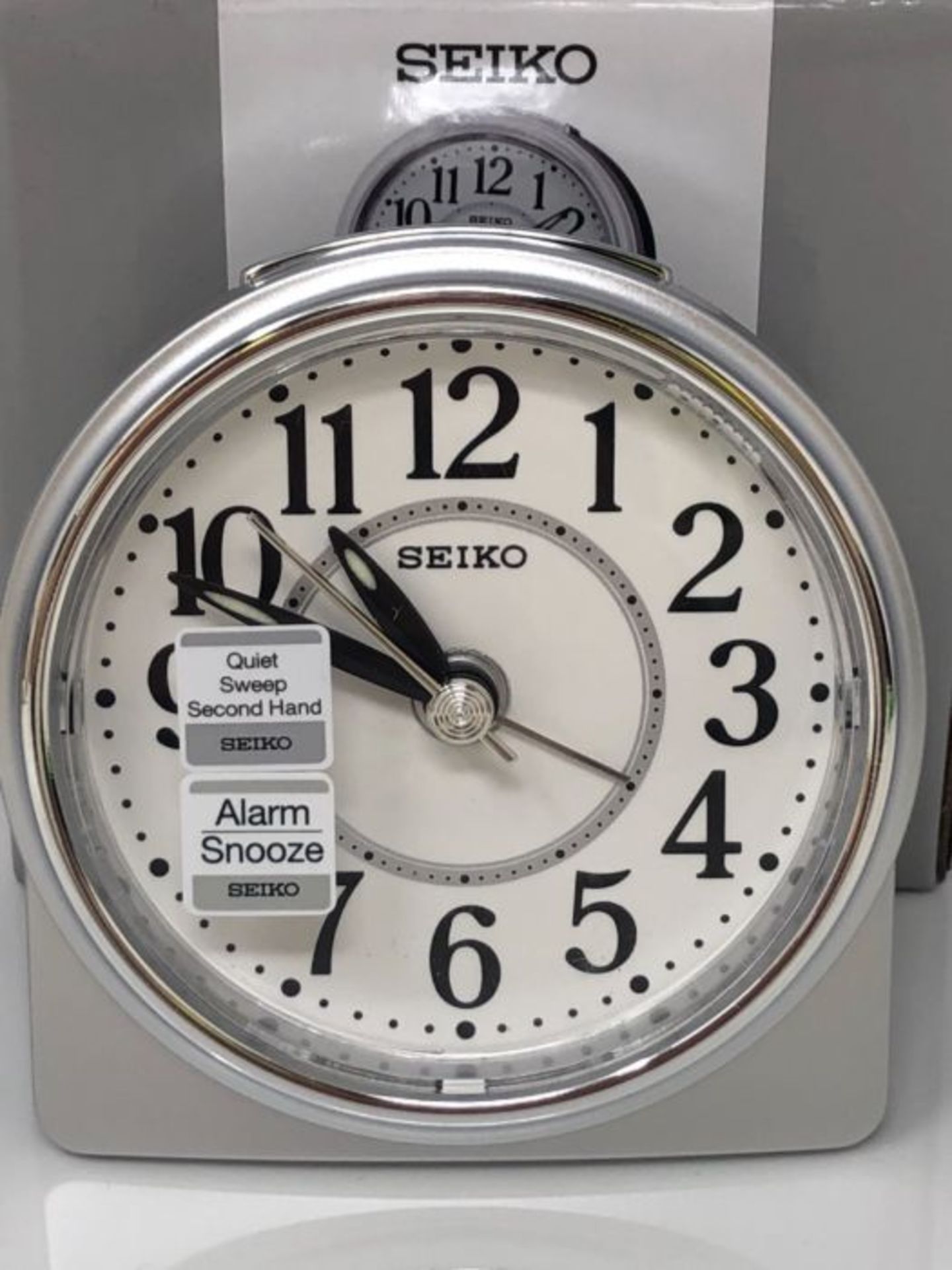 Seiko QHE137S Unisex Alarm Clock Analogue Silver - Image 3 of 3