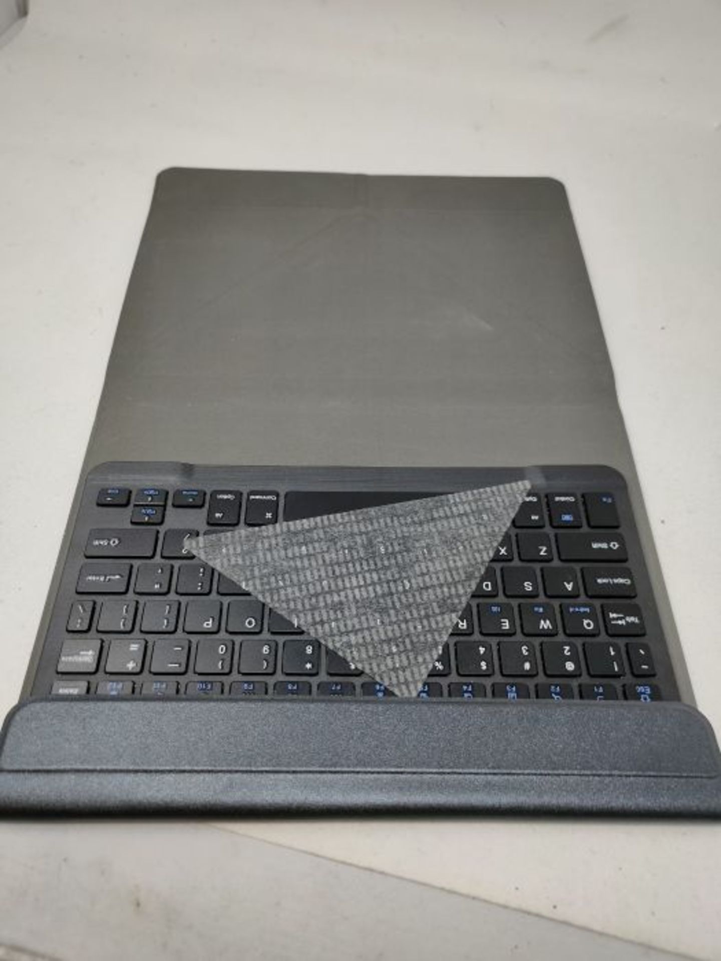 PRITOM Bluetooth Keyboard Suitable for 9-11 Inch Tablet Computer, Rechargeable Wireles - Image 3 of 3