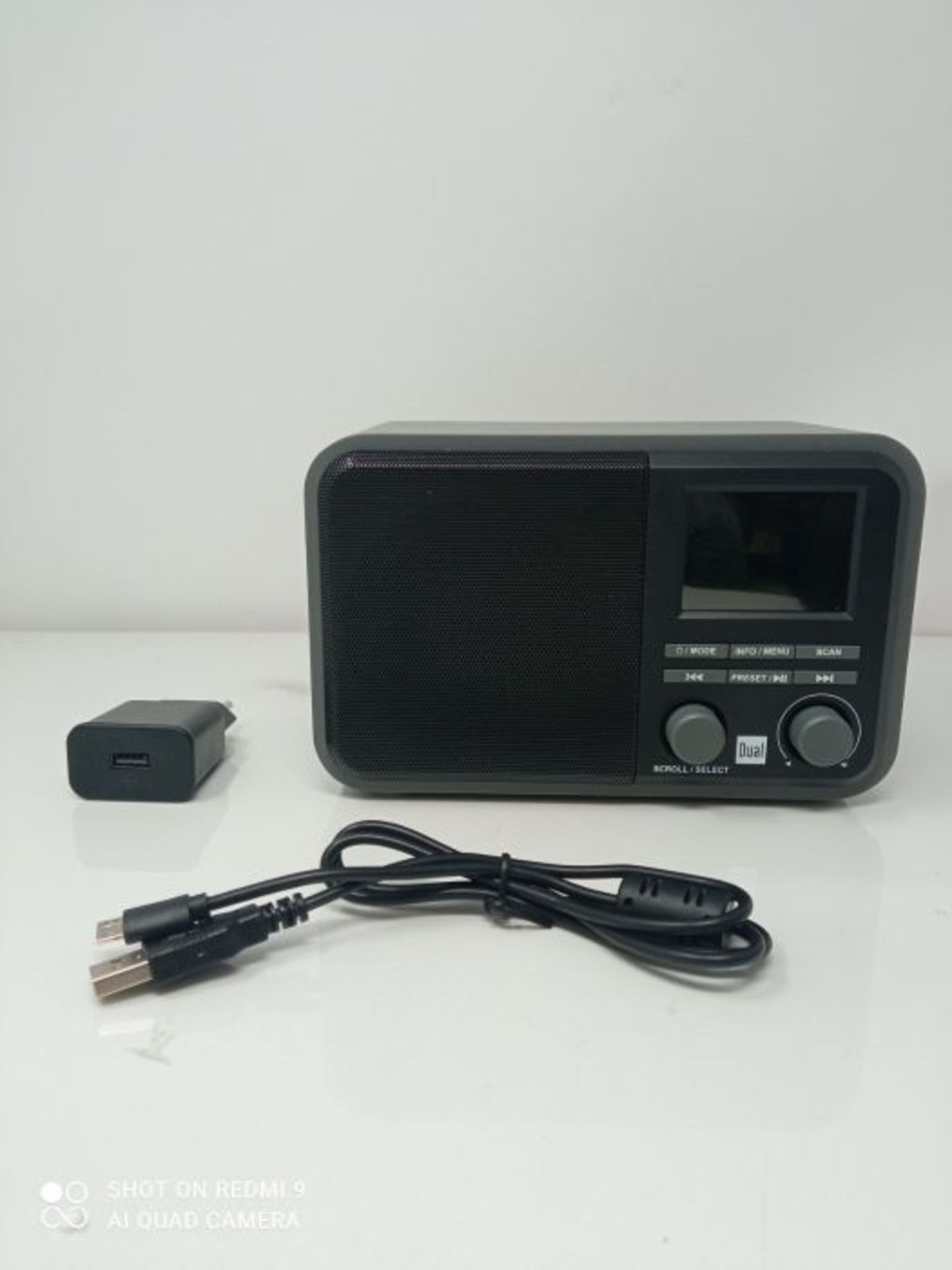 RRP £53.00 Dual,75299,DAB AA851 Digitalradiomit Akku undBluetooth, DAB+ / UKW, MP3,USB-/SD-Anschl - Image 2 of 2