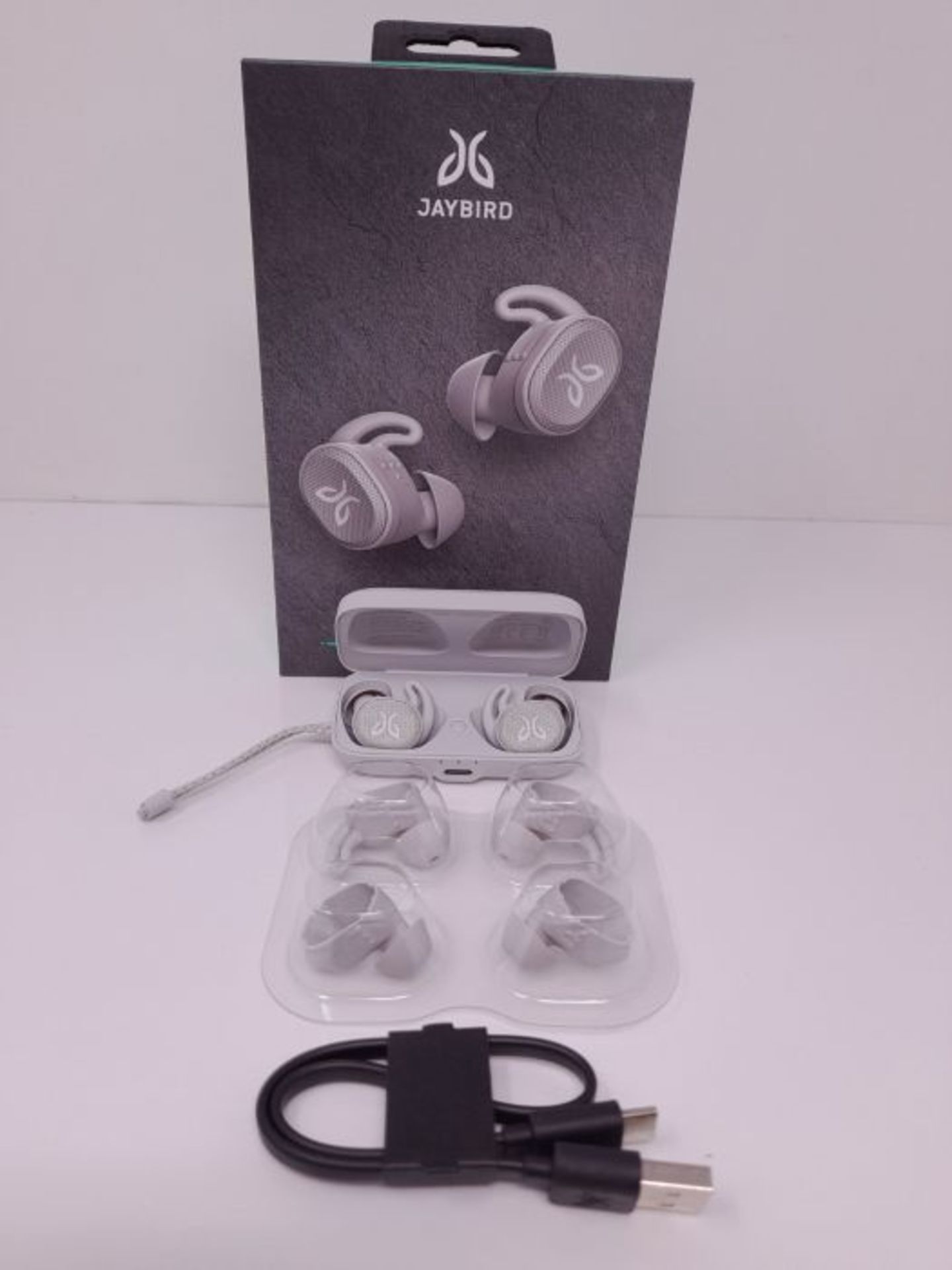 RRP £180.00 Jaybird Vista 2 True Wireless Sport Bluetooth Headphones With Charging Case - ANC, Spo - Image 3 of 3