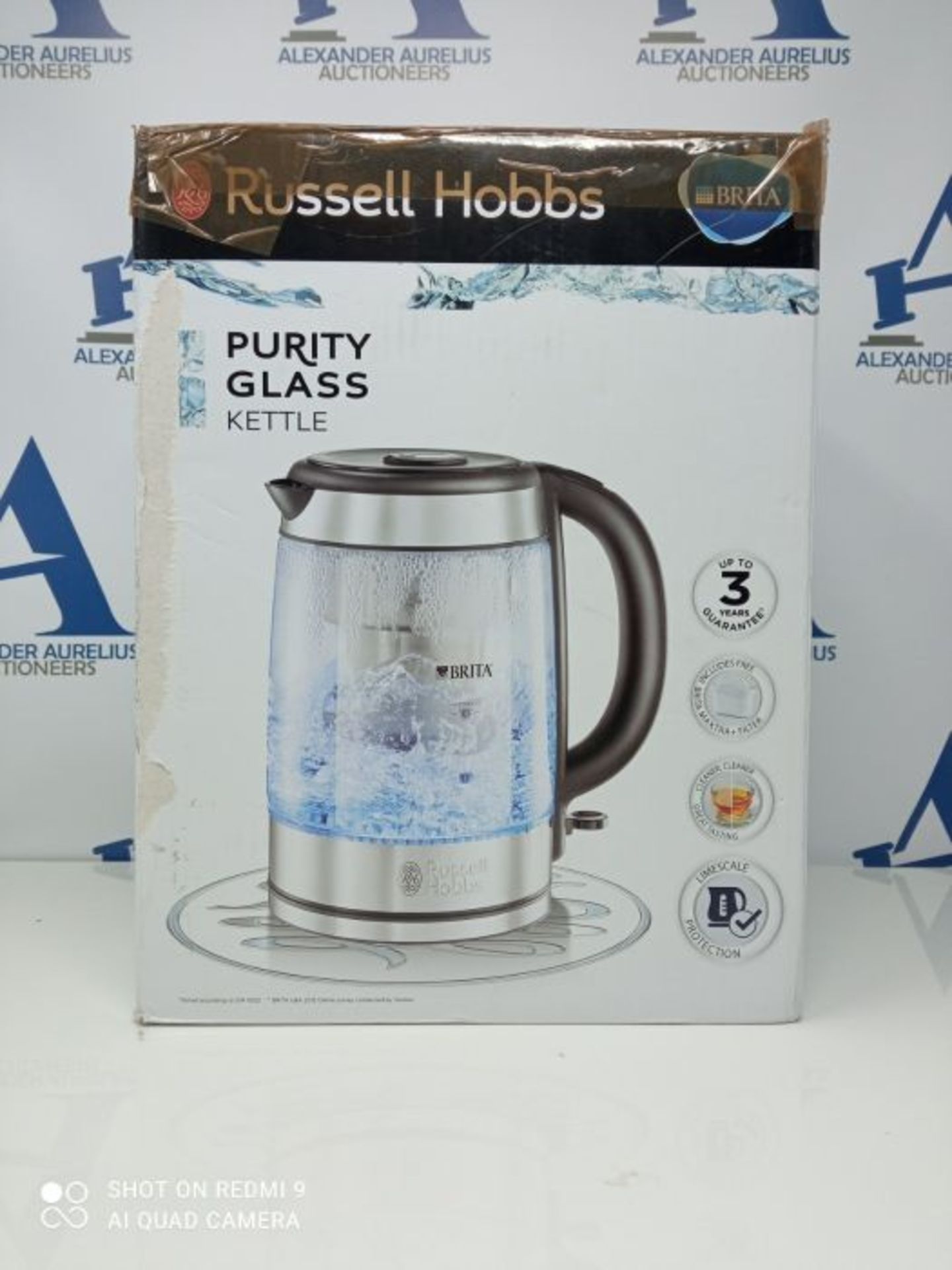 RRP £65.00 Russell Hobbs 20760-10 Brita Purity Glass Kettle, Filter Kettle with Brita Maxtra+ Car - Image 2 of 3