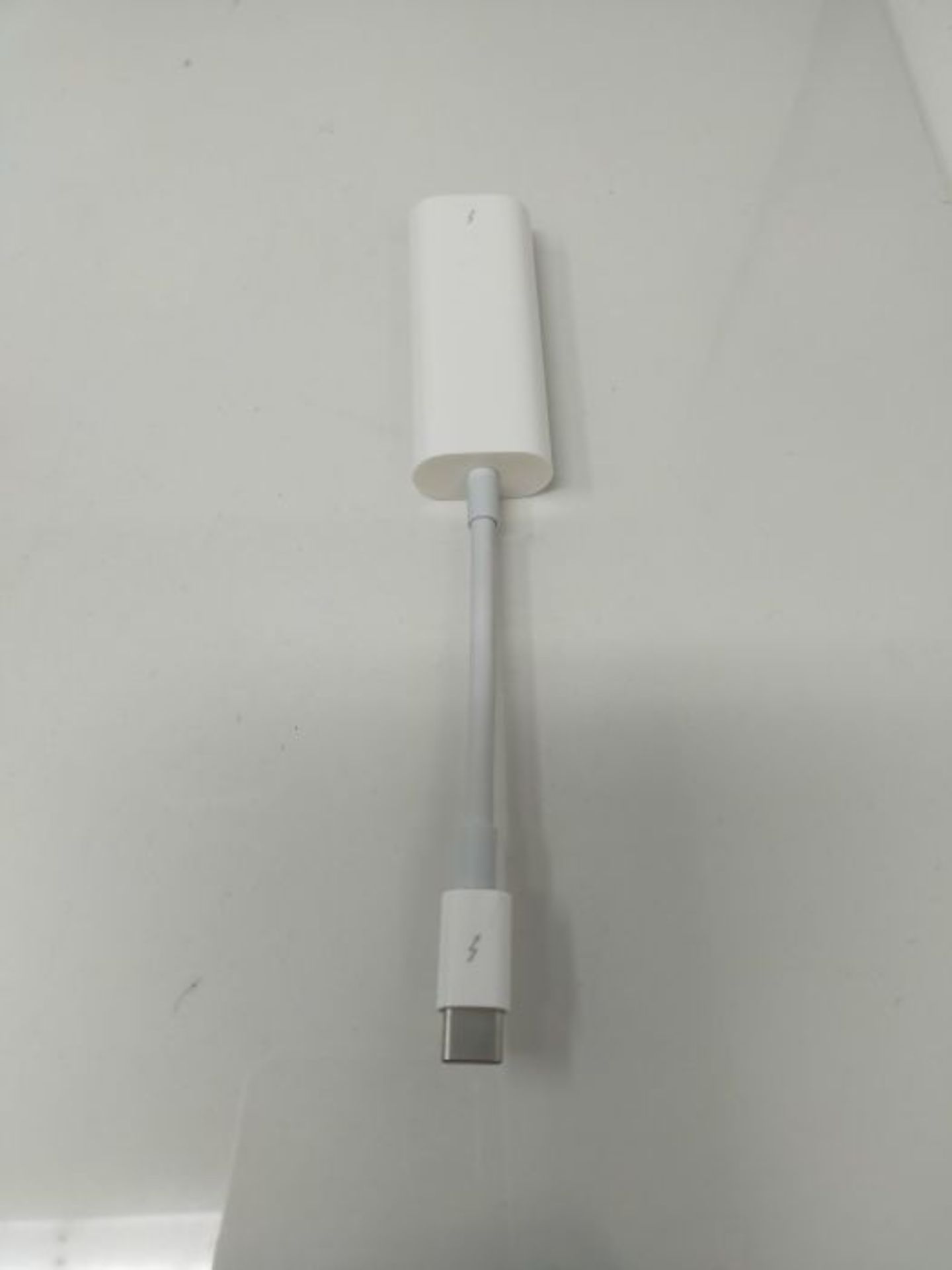 RRP £72.00 Apple Thunderbolt 3 (USB-C) to Thunderbolt 2 Adapter - Image 3 of 3