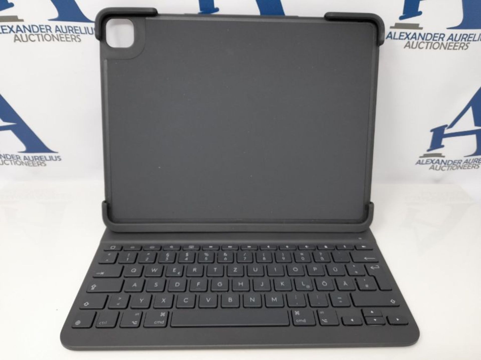 RRP £94.00 Logitech Slim Folio Pro for 12.9 inch iPad Pro, QWERTZ German Layout - Image 2 of 3