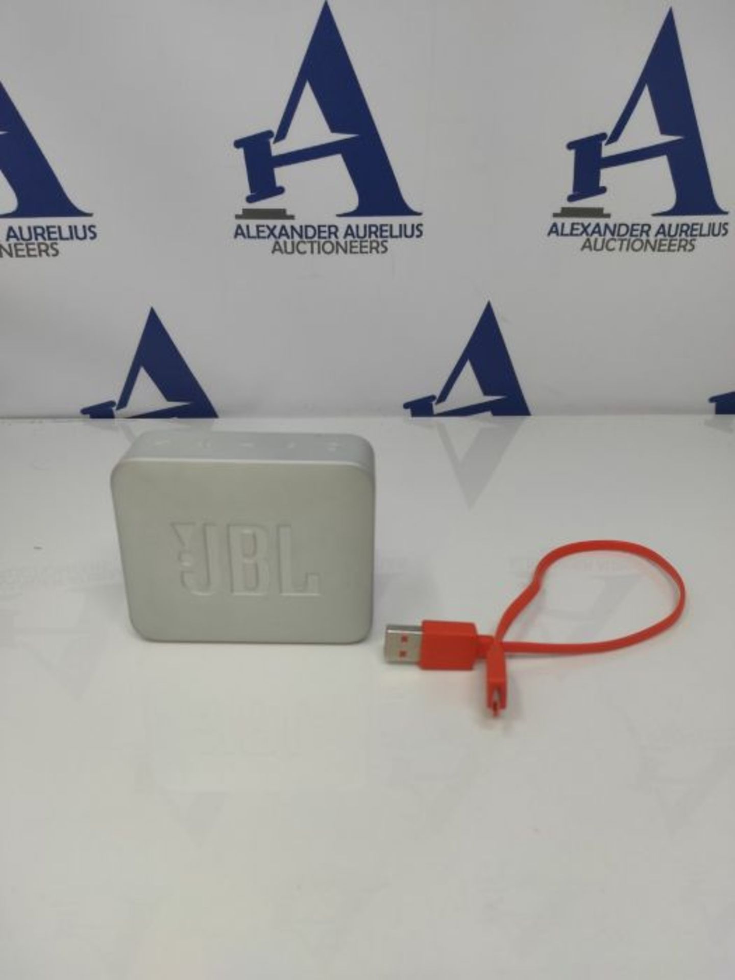 JBL GO 2 kleine Musikbox in Grau â¬  Wasserfester, portabler Bluetooth-Lautsprech