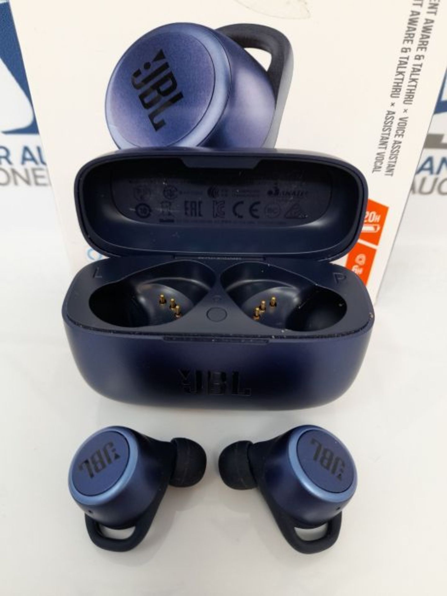RRP £126.00 JBL Live 300TWS - Truly wireless bluetooth in-ear headphones, in blue - Image 3 of 3