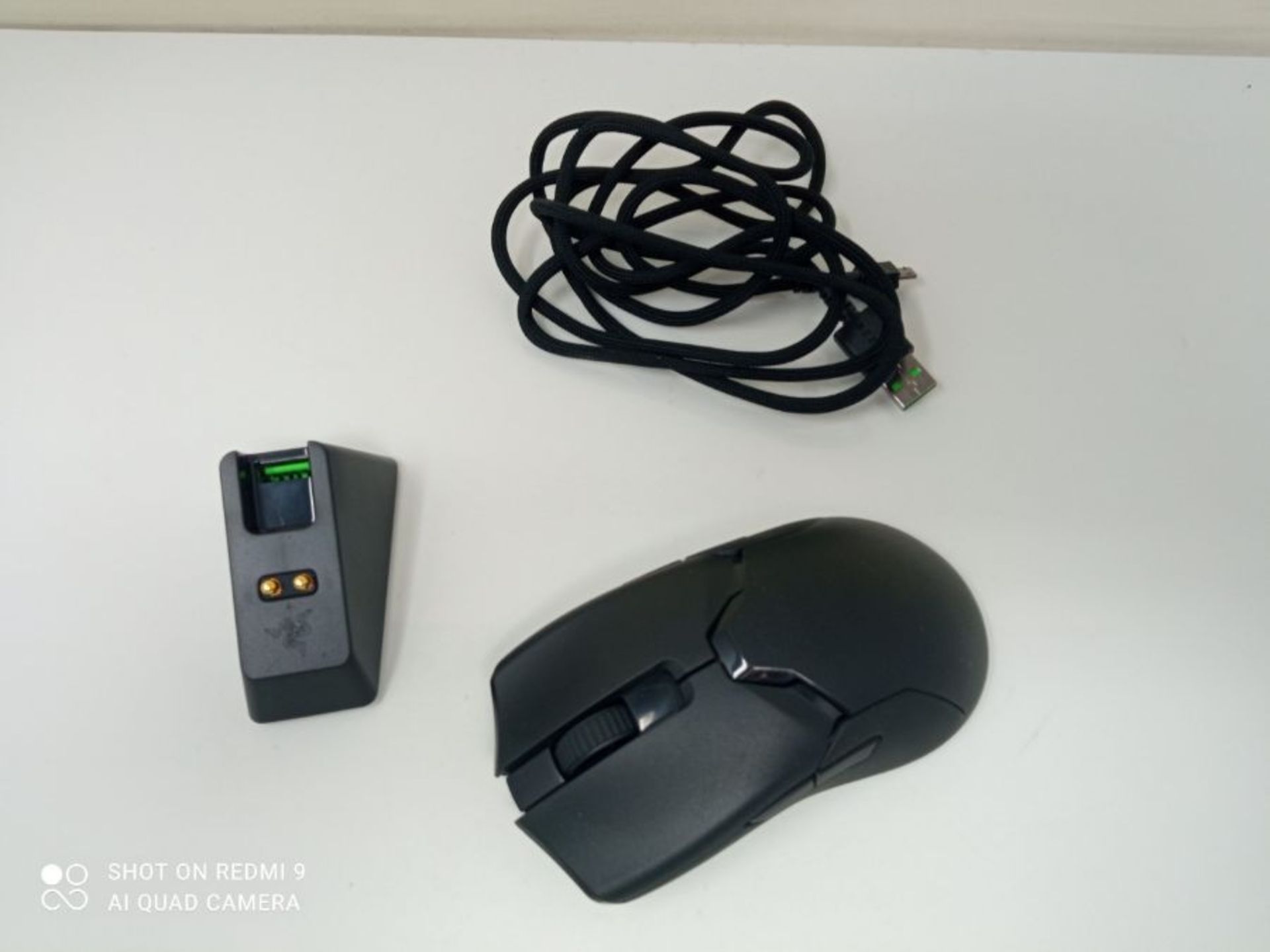 RRP £113.00 Razer Viper Ultimate - Wireless Gaming Mouse with Dock Station (Gaming Mouse, Ambidext - Image 3 of 3