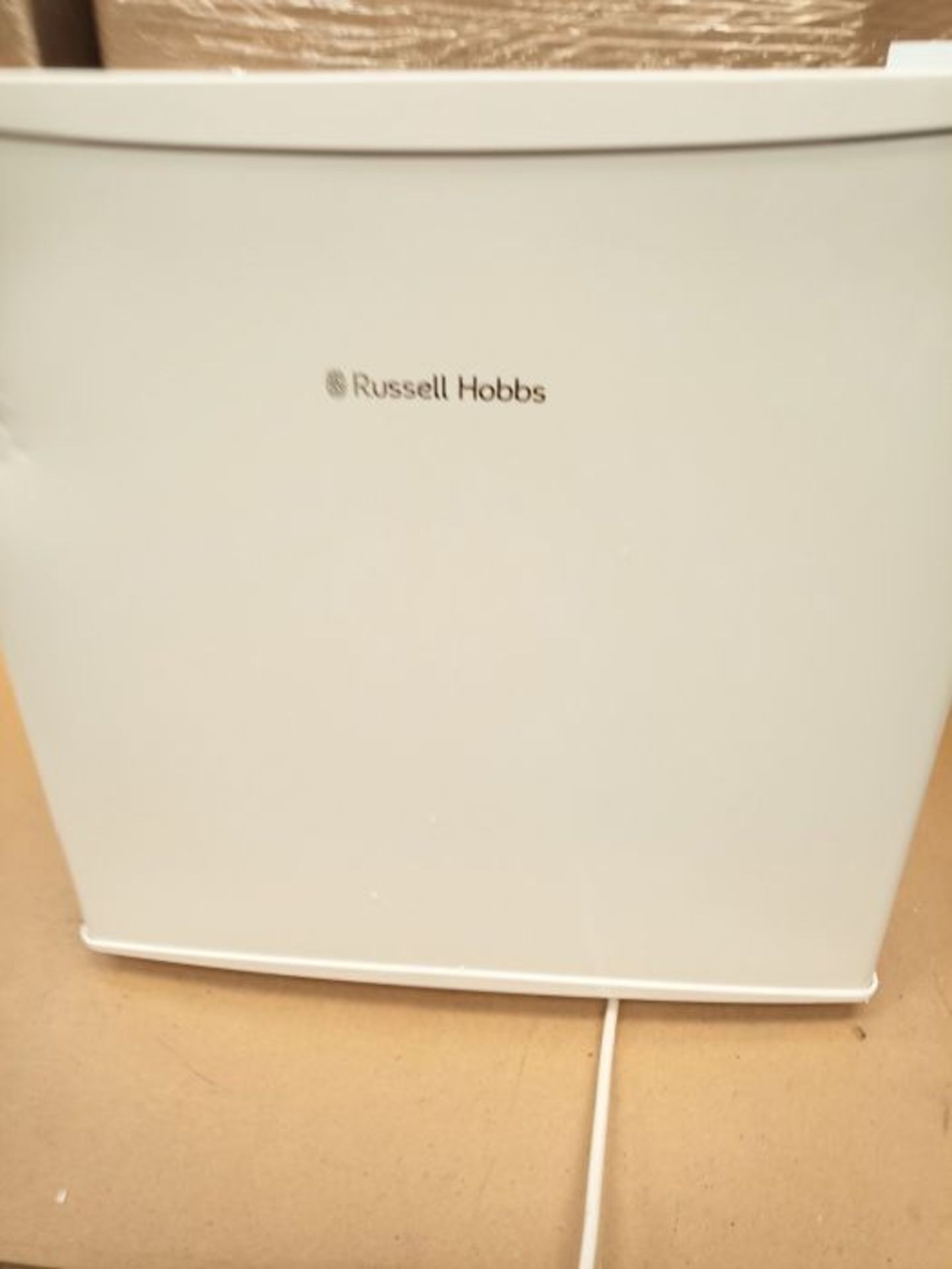 RRP £99.00 Russell Hobbs RHTTFZ1 32L Table Top A+ Energy Rating Freezer White - Image 2 of 2