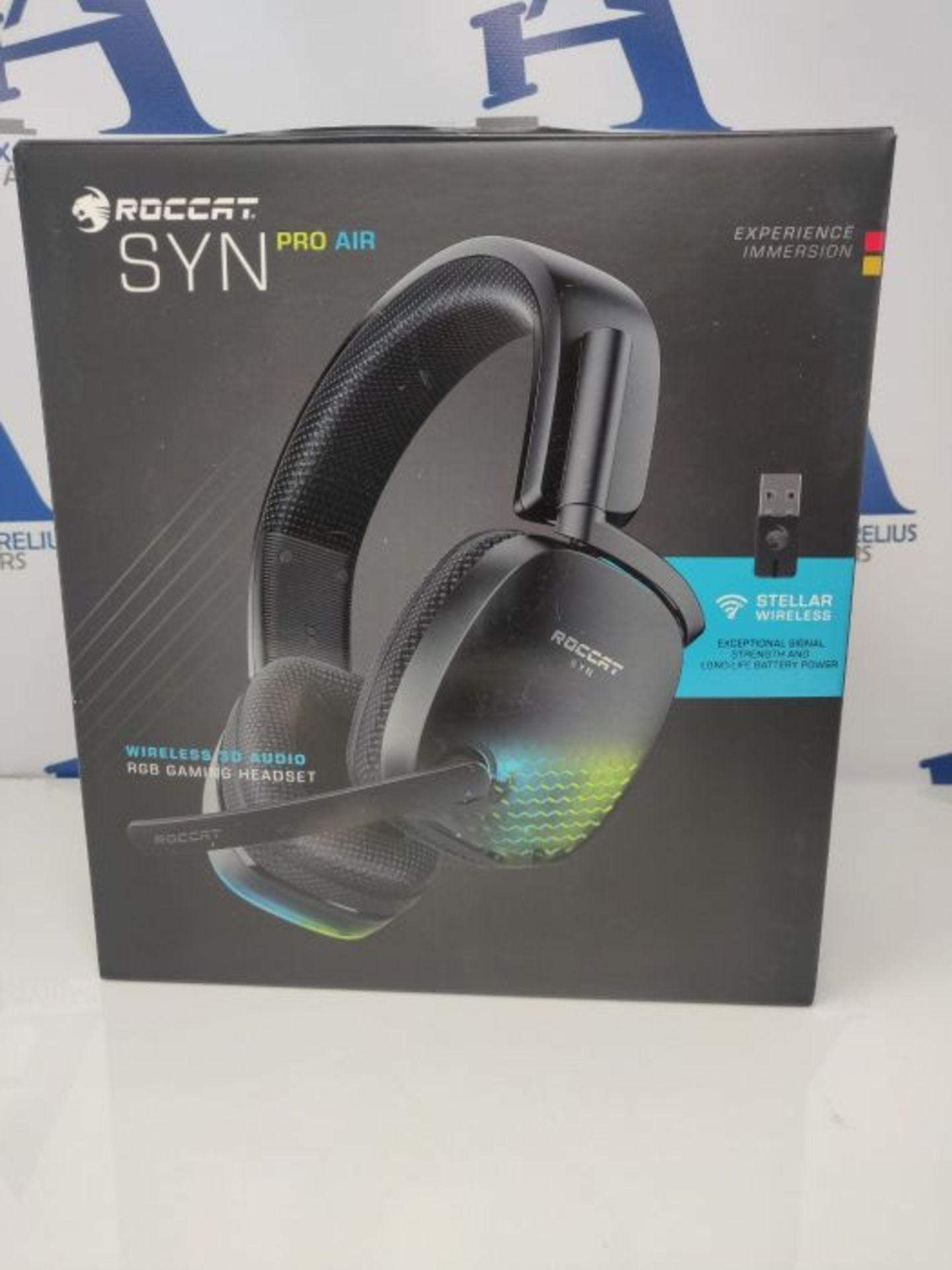 RRP £110.00 Roccat Syn Pro Air - Wireless PC Gaming Headset, Lightweight, 3D Audio Surround Sound, - Image 2 of 3