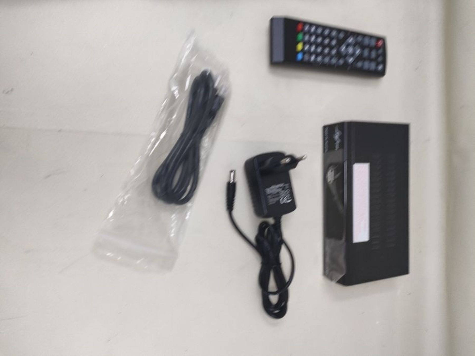 hd-line LEYF2111C Cable Receiver for Digital Cable TV - DVB-C (HDTV, DVB-C / C2, DVB-T - Image 3 of 3