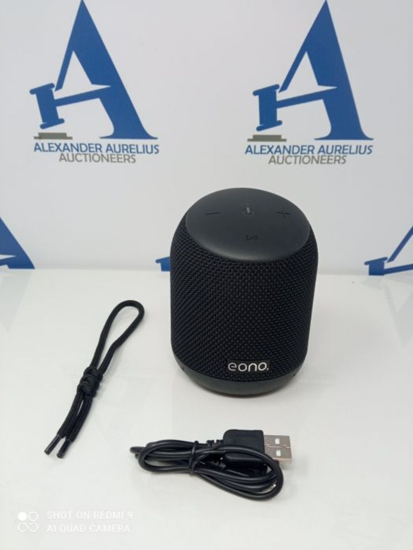 Eono by Amazon  ultramobiler Bluetooth-Kompaktlautsprecher mit HARMAN-Soundtechnolo - Image 3 of 3