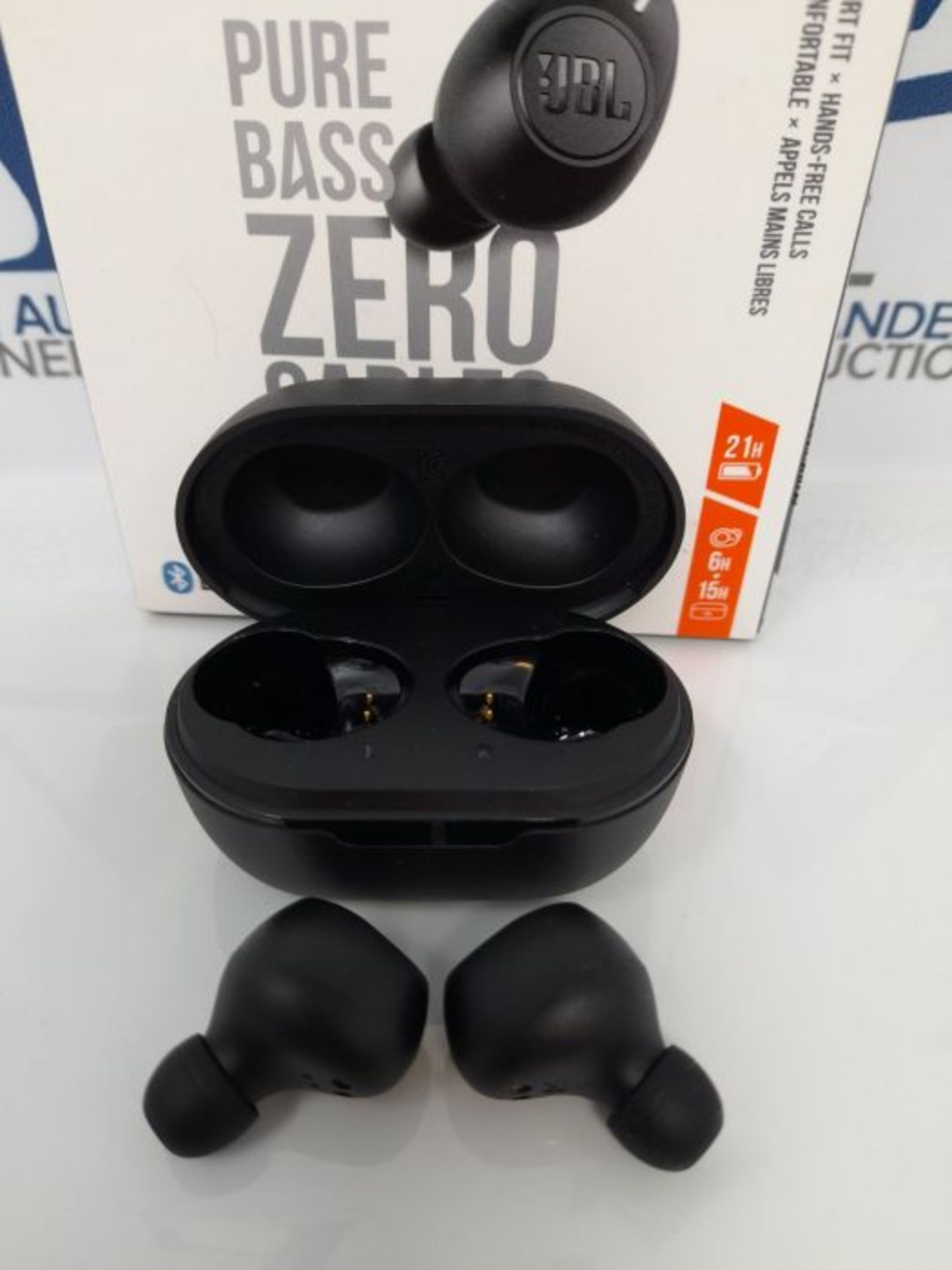RRP £67.00 JBL TUNE 115 TWS - True wireless Bluetooth earbuds with charging case, in black - Image 3 of 3
