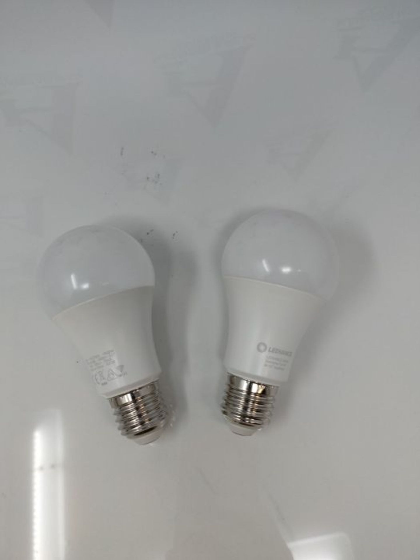 LEDVANCE Smarte LED-Lampe mit WiFi Technologie, Sockel E27, Dimmbar, Lichtfarbe Ã¤nd - Image 2 of 2