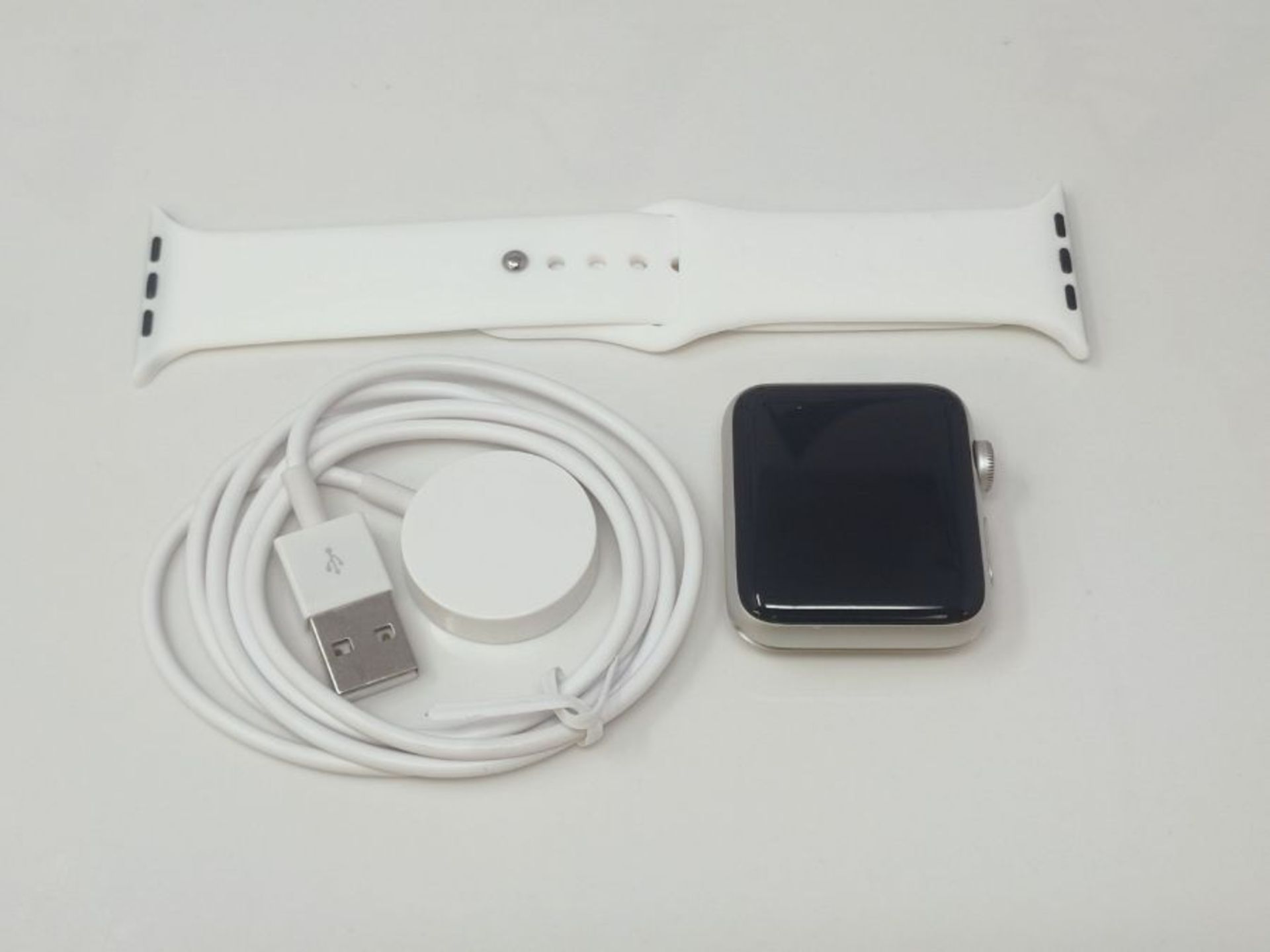 RRP £208.00 Apple Watch Series 3 (GPS, 38mm) - Silver Aluminum Case with White Sport Band - Image 2 of 3