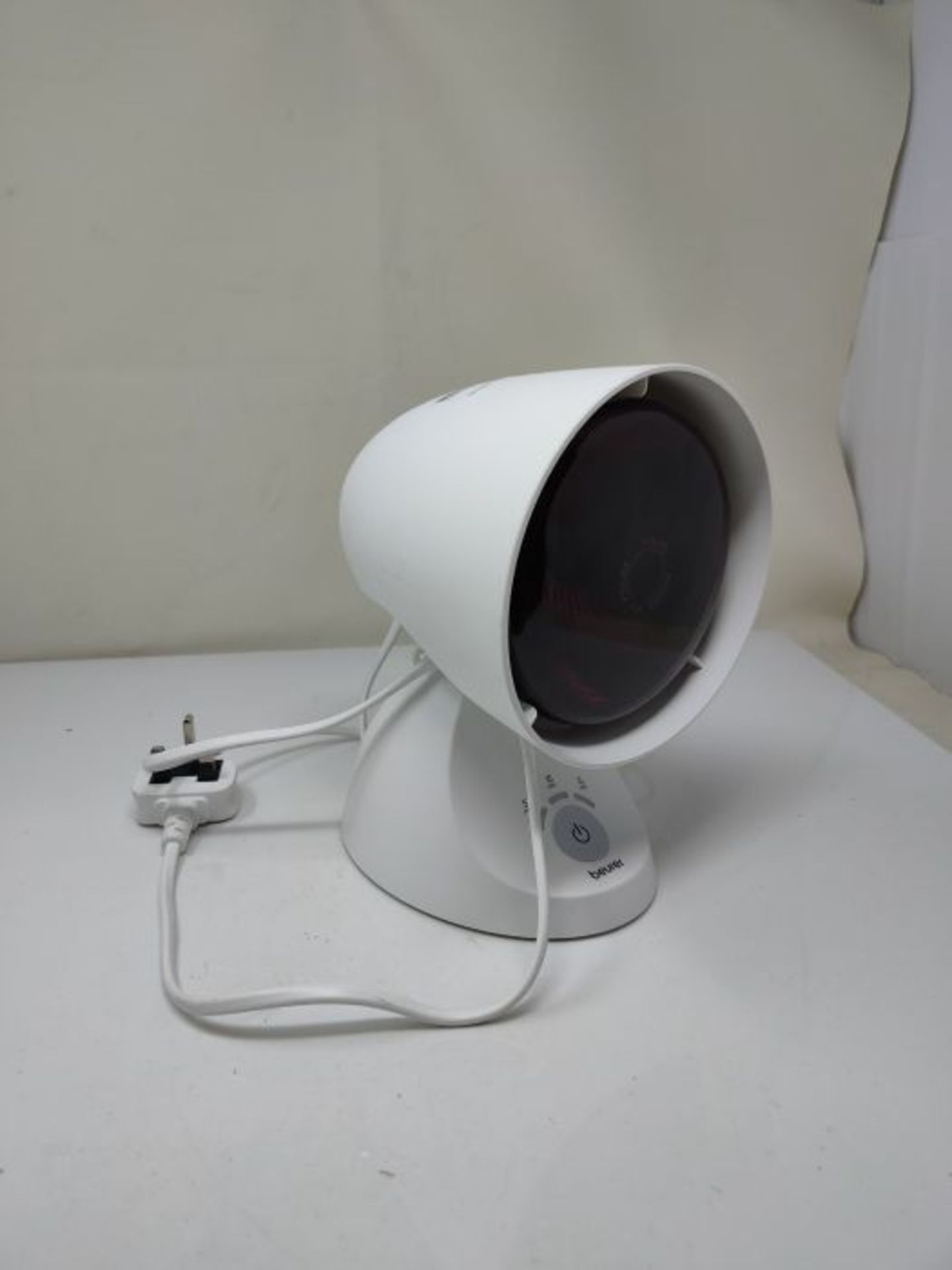 Beurer IL35 Infrared Heat Lamp - Soothing Heat for Colds and Muscle Tension - Infrared - Image 2 of 2