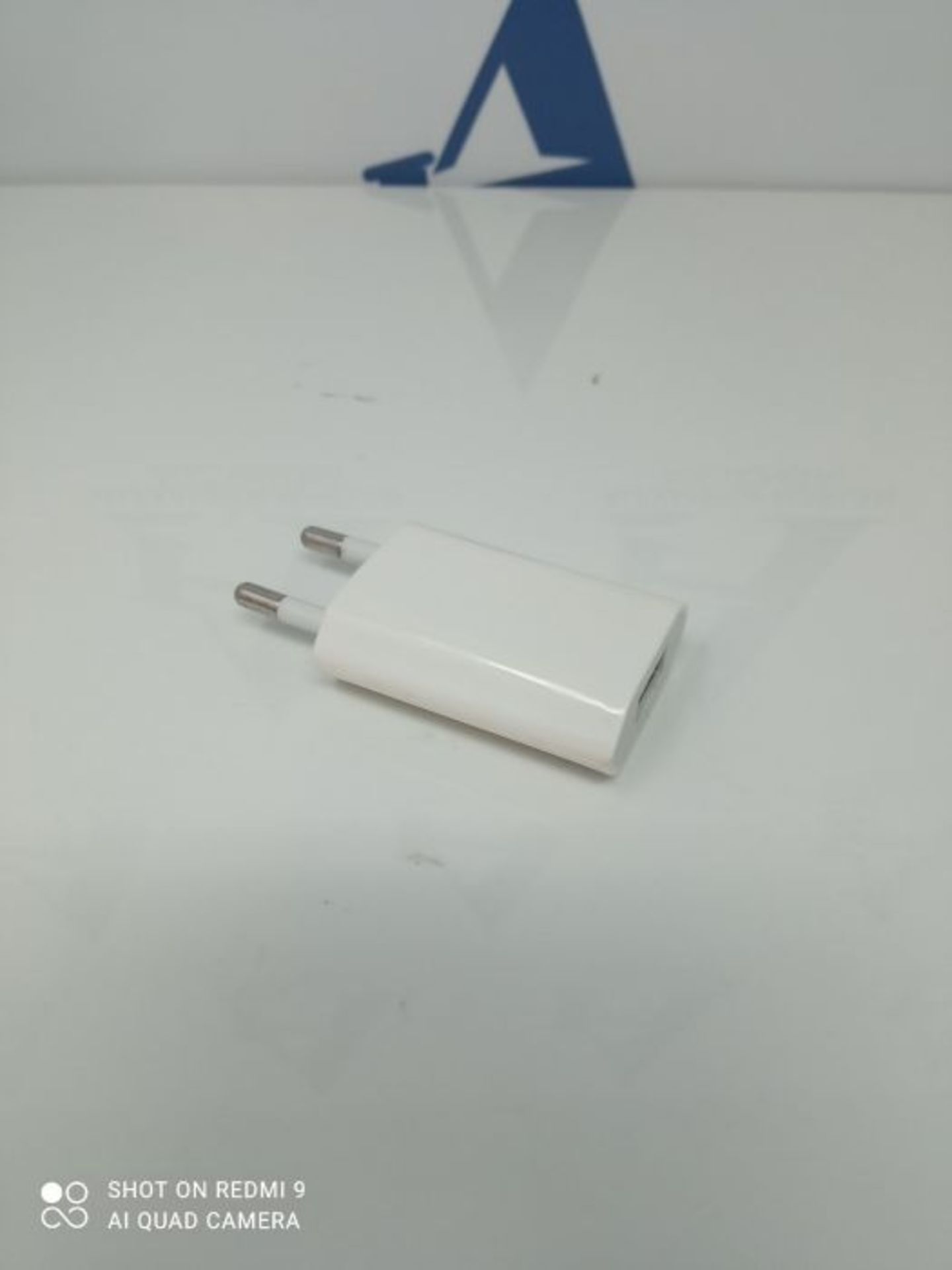 5W USB Power Adapter MGN13ZM/A - Image 3 of 3