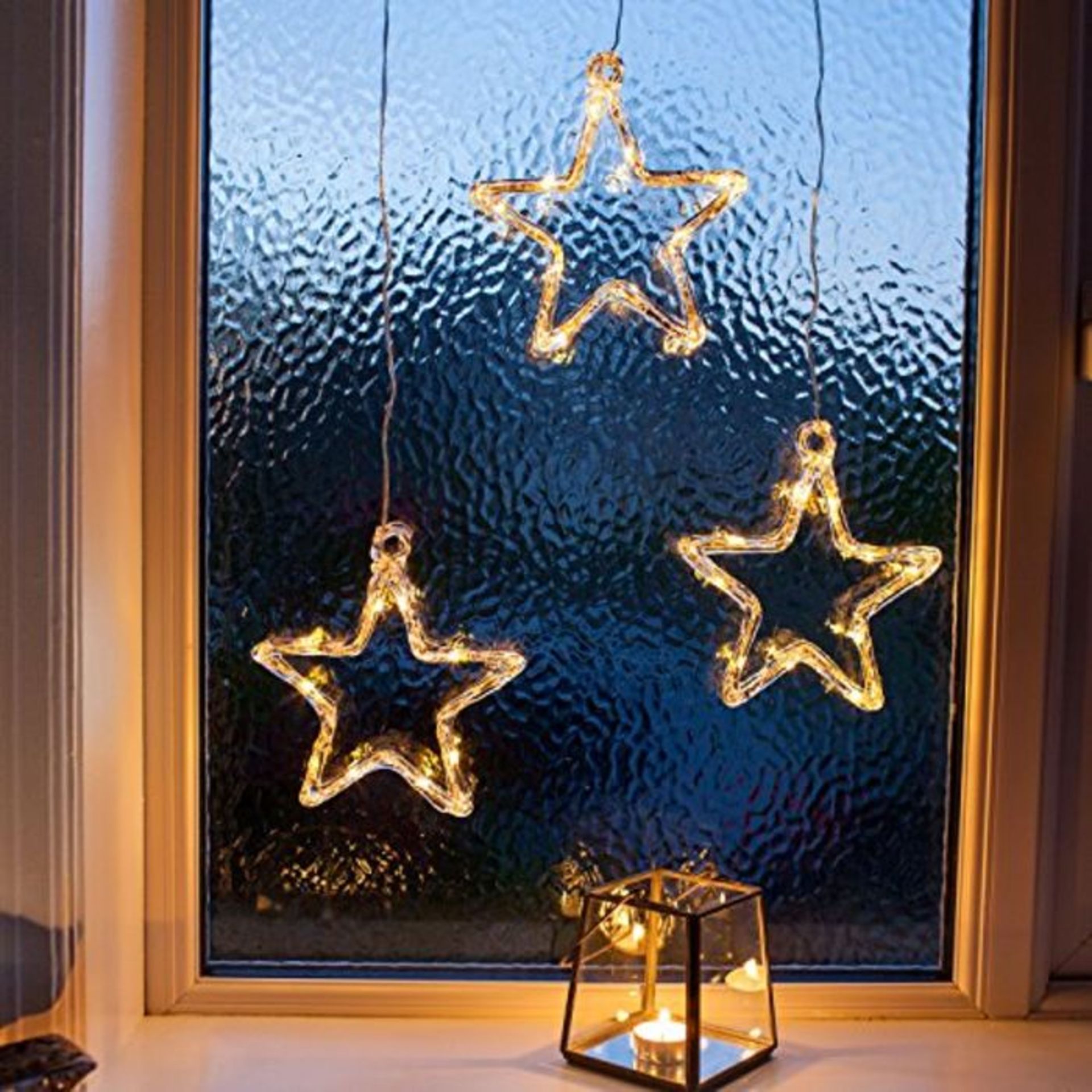 Lights4fun Acrylic Star Hanging Window Light Battery Operated Warm White LEDs Timer